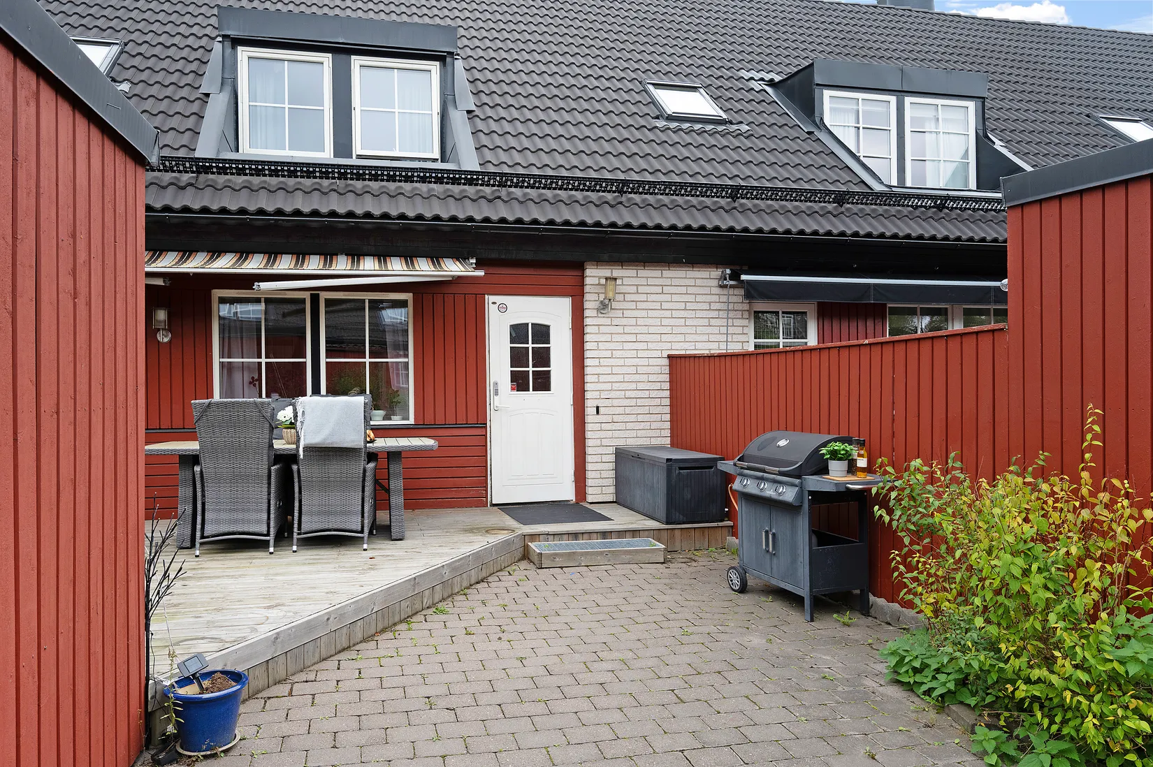 Radhus, Orionvägen 63, Skälby, Järfälla