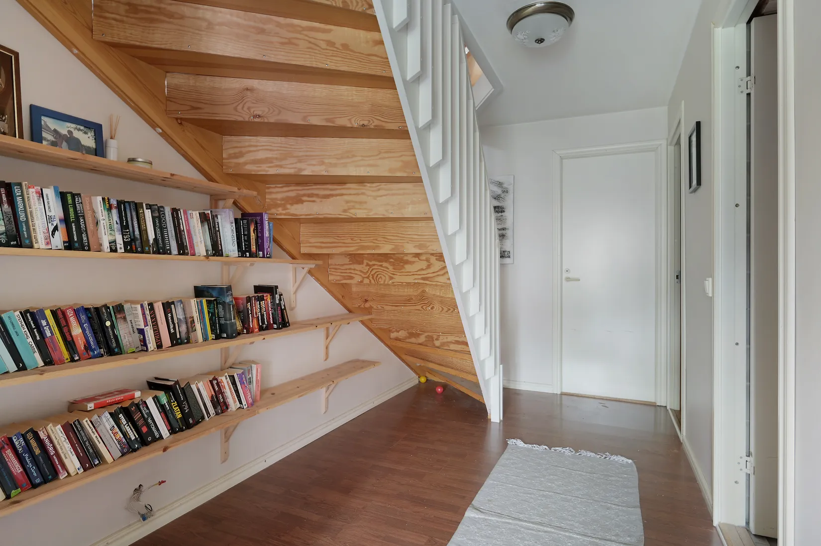 Radhus, Orionvägen 63, Skälby, Järfälla