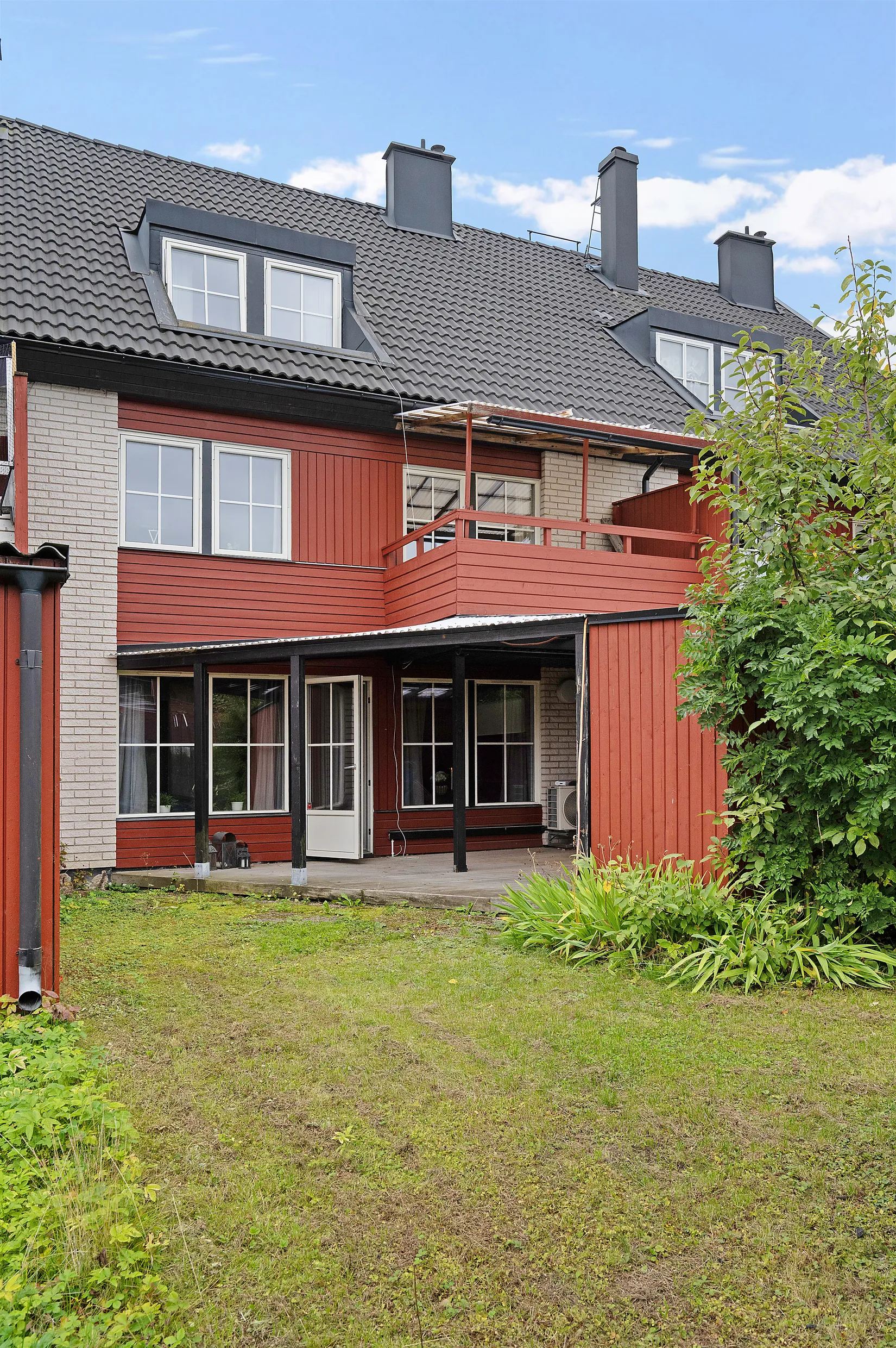 Radhus, Orionvägen 63, Skälby, Järfälla