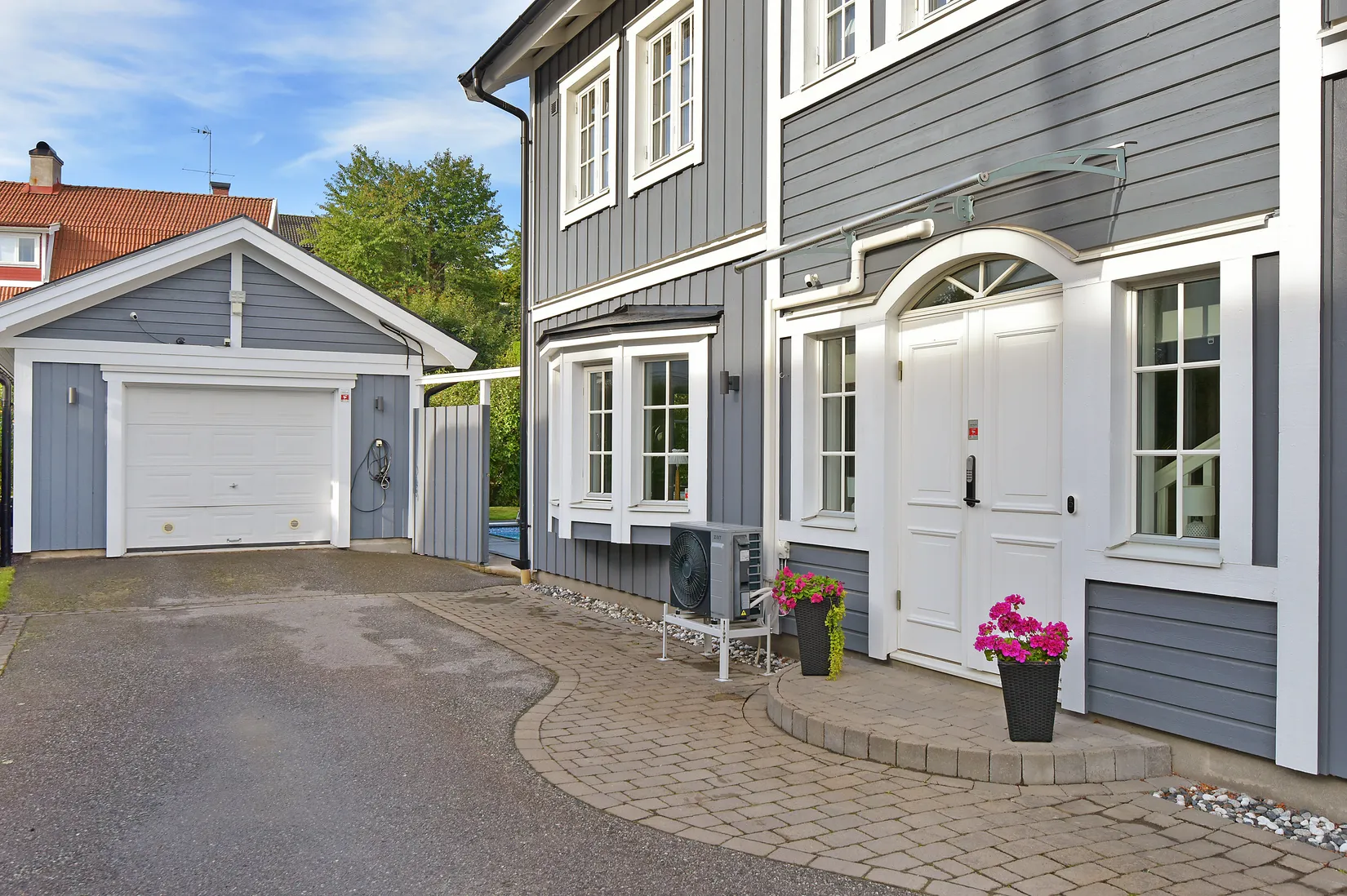 Villa, Skillingvägen 16B, Skälby, Järfälla