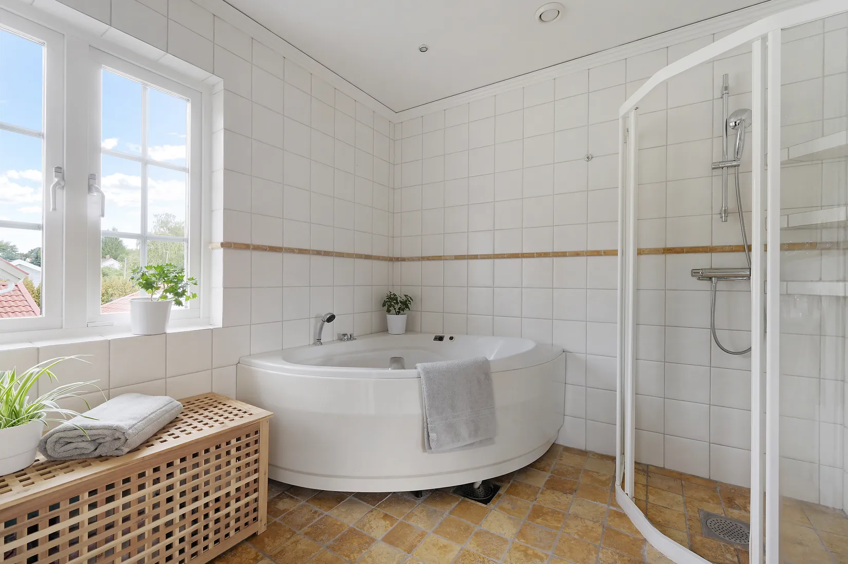 Villa, Skillingvägen 16B, Skälby, Järfälla