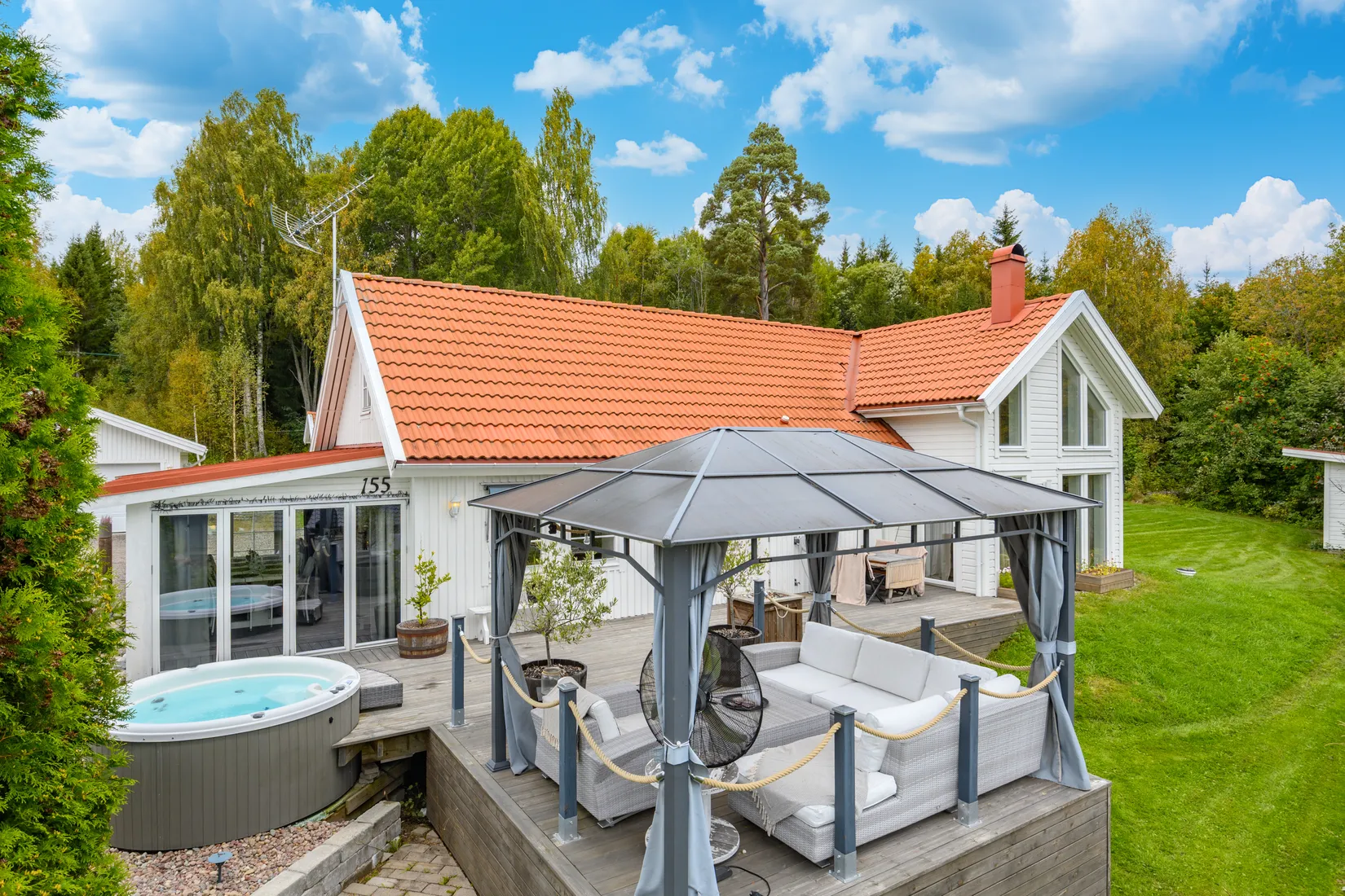Villa, Tuna-Långsjön 155, Långsjön, Sundsvall