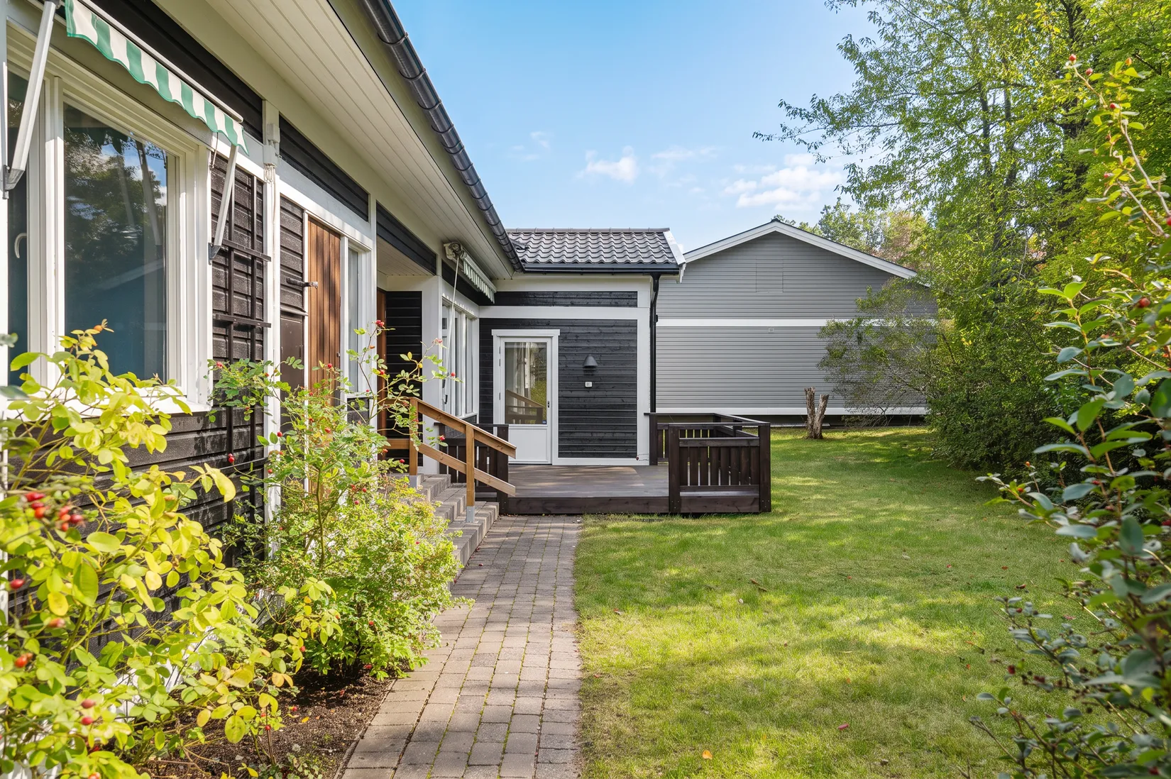 Villa, Berghemsvägen 9, Berghem / Polhem, Järfälla