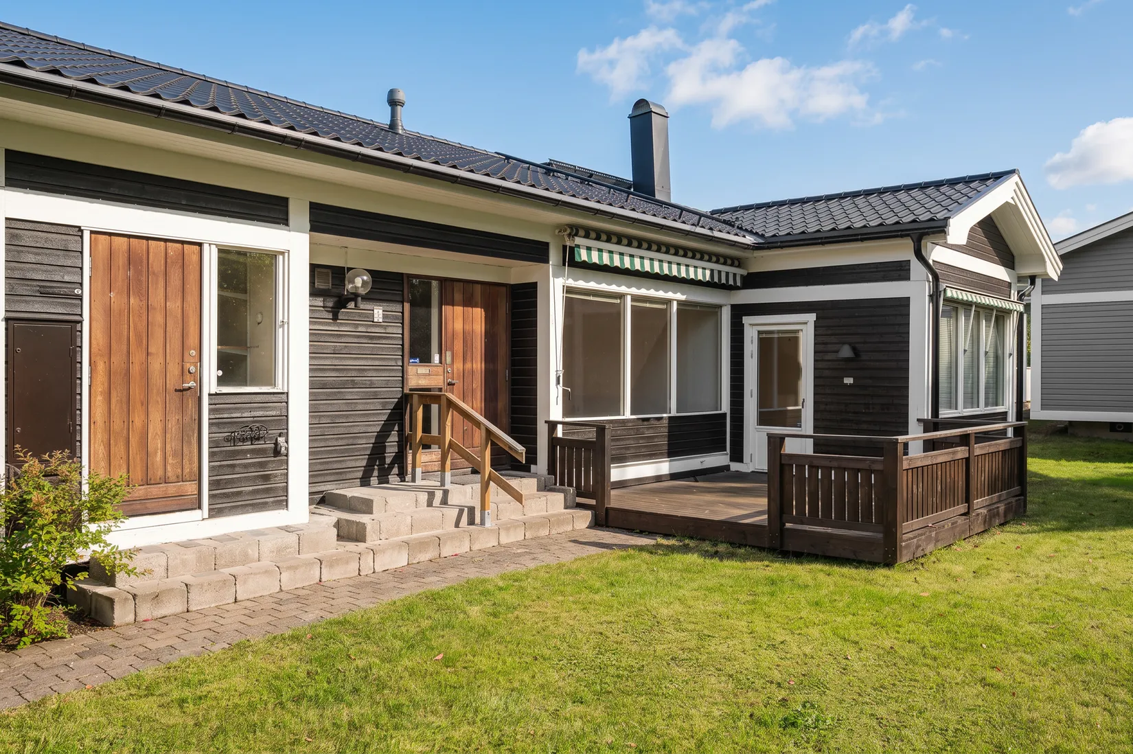 Villa, Berghemsvägen 9, Berghem / Polhem, Järfälla