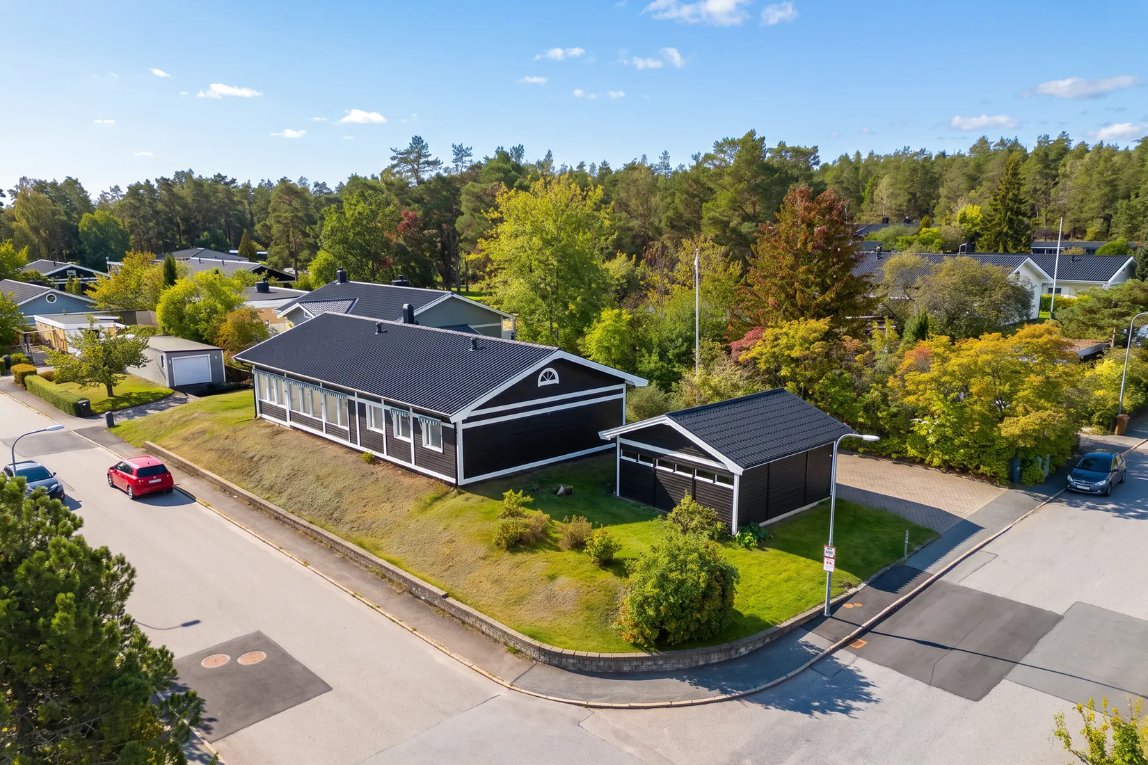 Villa, Berghemsvägen 9, Berghem / Polhem, Järfälla