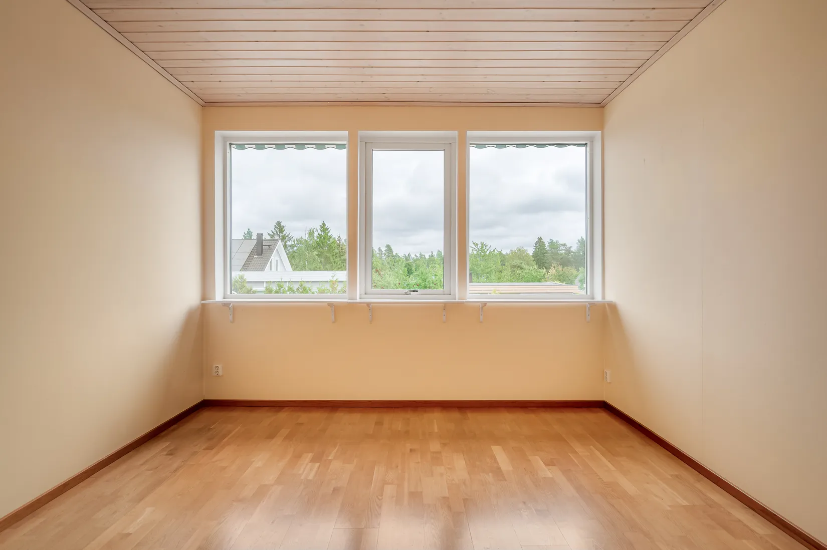 Villa, Berghemsvägen 9, Berghem / Polhem, Järfälla