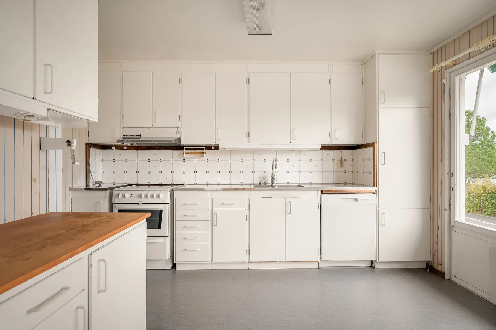 Villa, Berghemsvägen 9, Berghem / Polhem, Järfälla