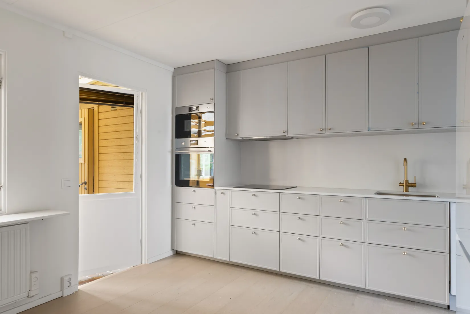 Radhus, Albert Målares väg 16G, Täby Kyrkby, Täby