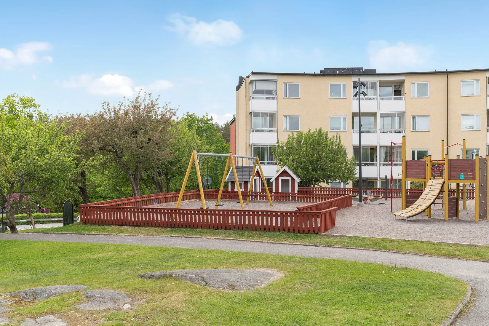 Bostadsrätt, Lingvägen 221, Hökarängen, Stockholm