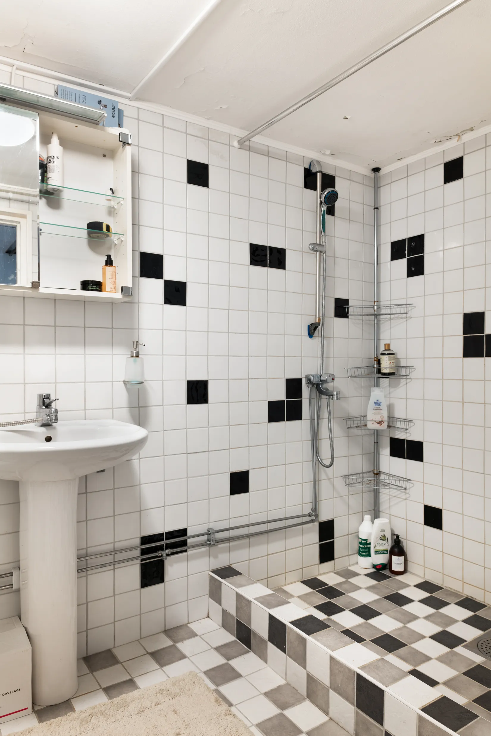 Villa, Institutsgatan 24, Centrala Hisingen, Göteborg