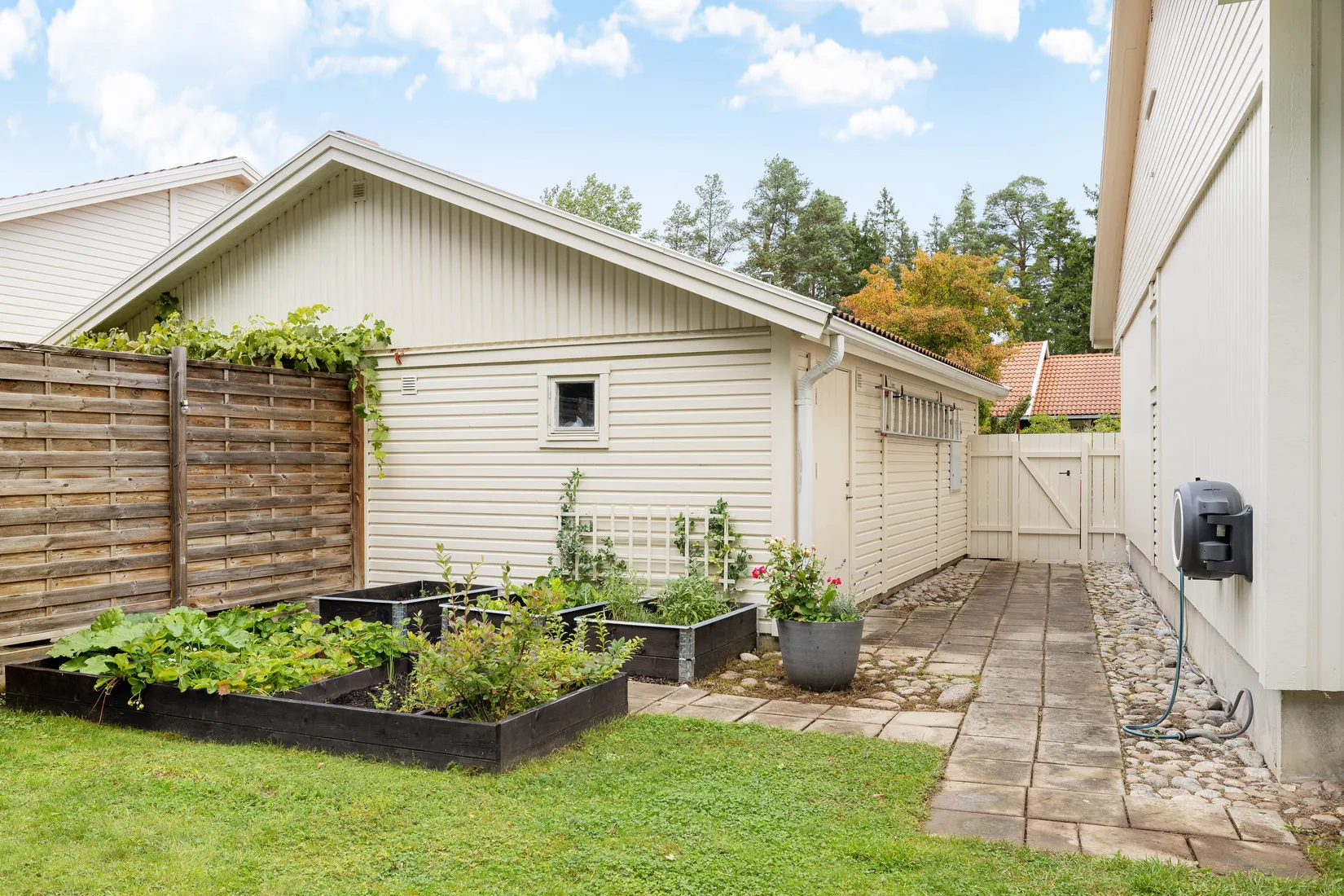 Radhus, Ekspinnargatan 23, Gånsta, Enköping
