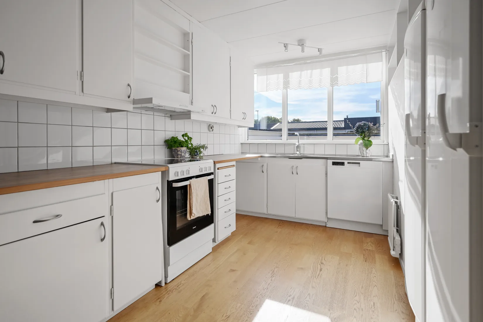 Radhus, Knutbygränd 17, Skälby, Upplands Väsby