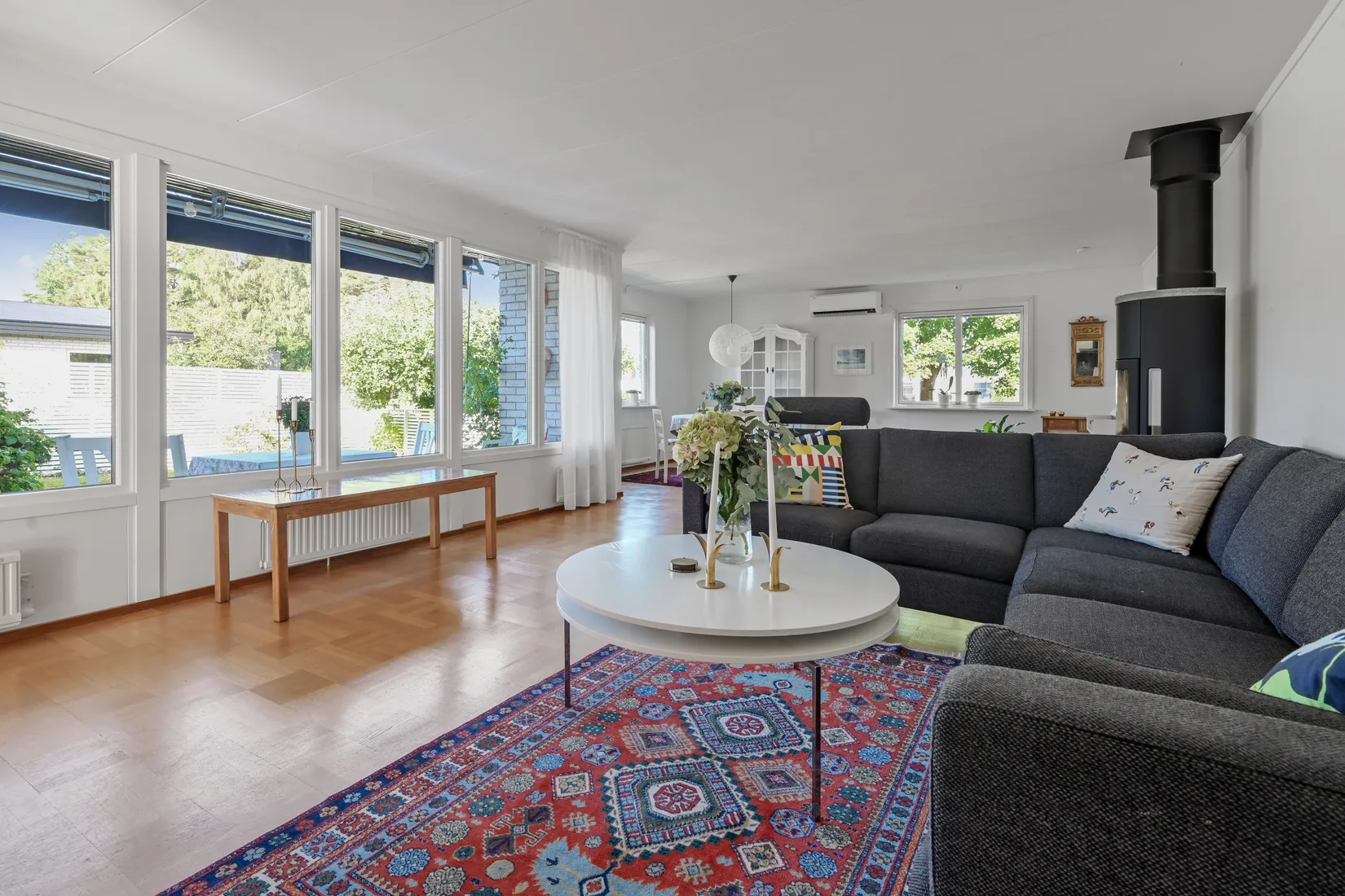 Radhus, Knutbygränd 17, Skälby, Upplands Väsby