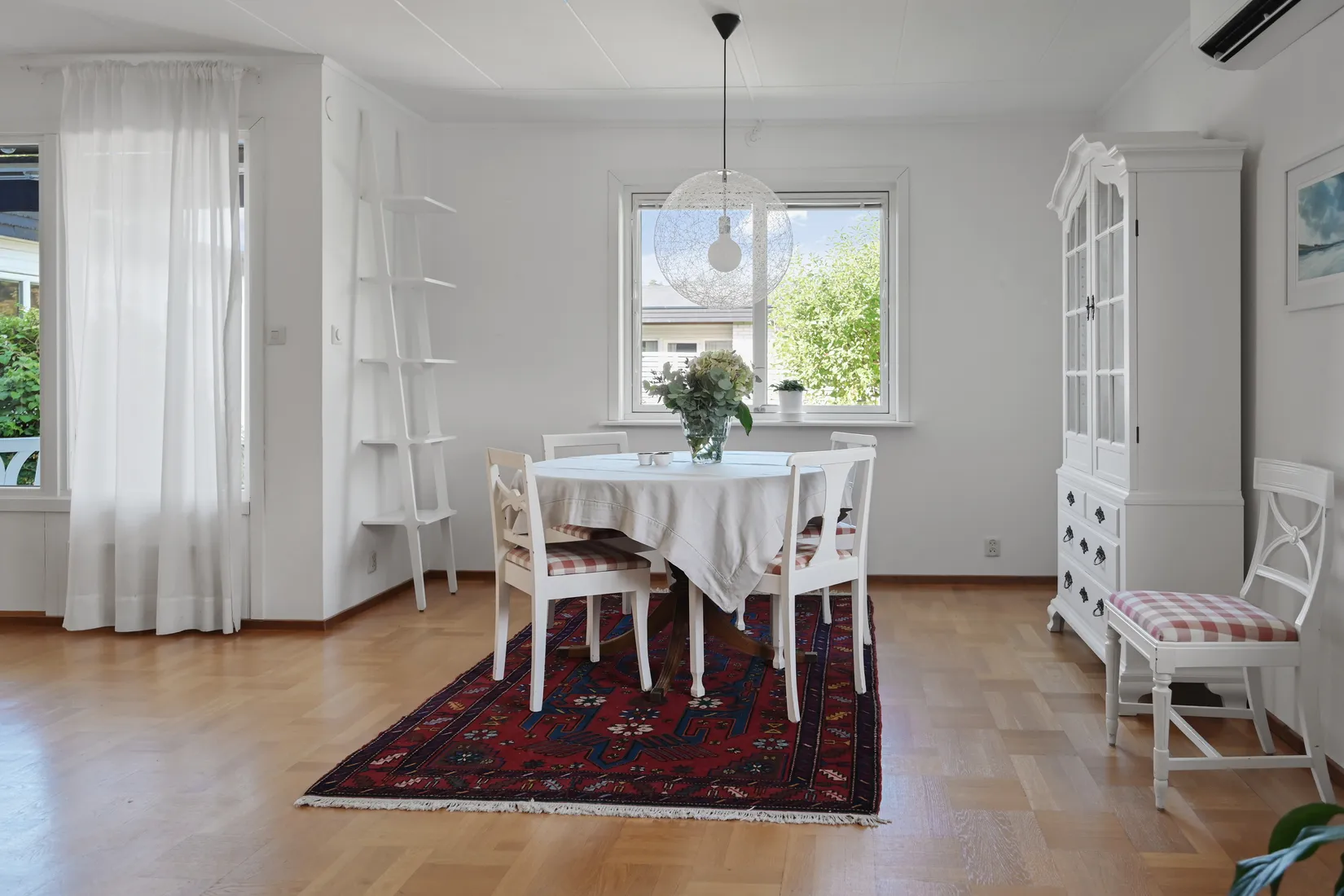 Radhus, Knutbygränd 17, Skälby, Upplands Väsby