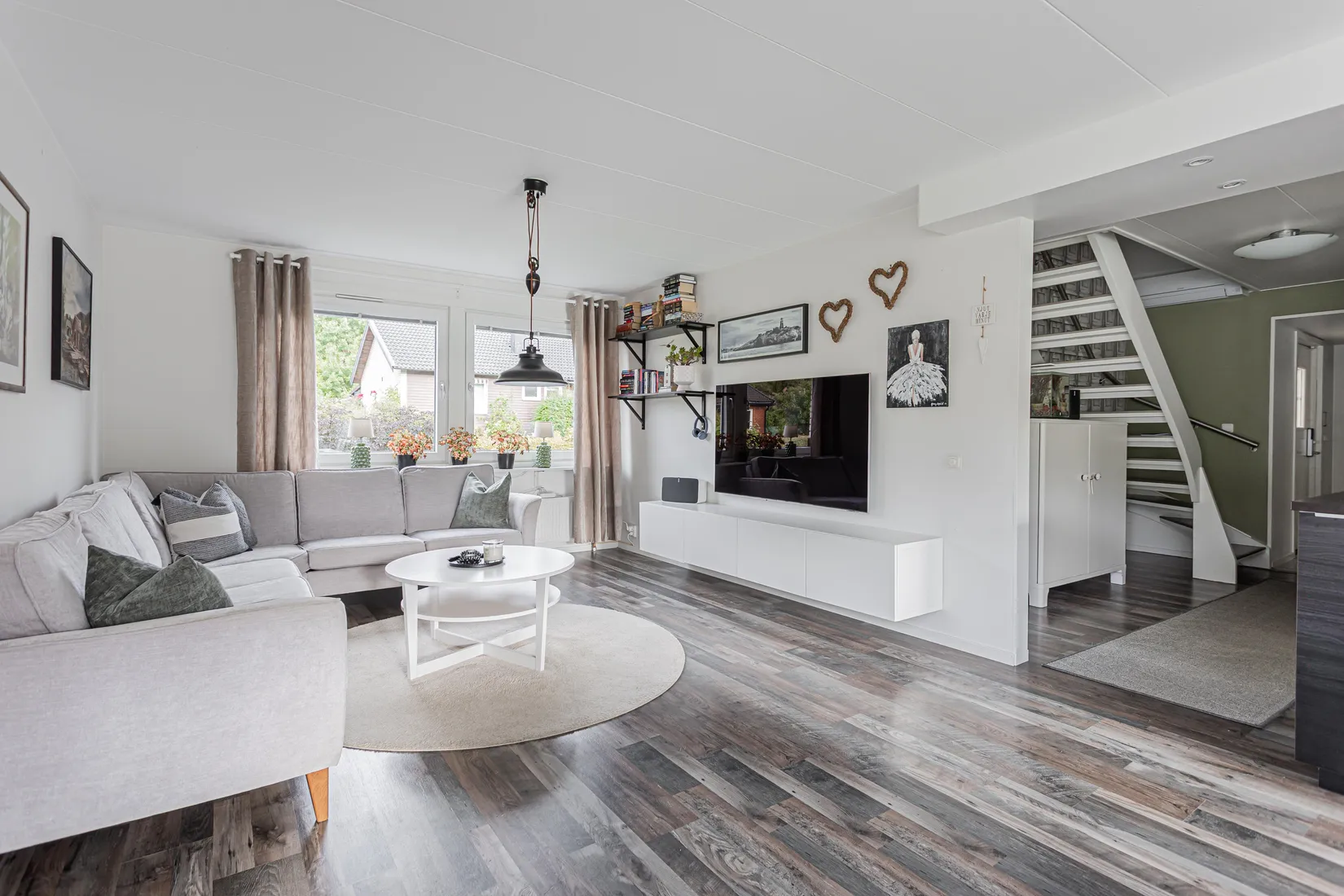 Villa, Aspvägen 8, Hökåsen, Västerås