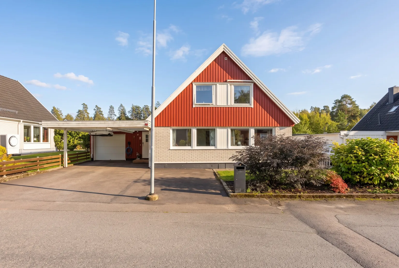 Villa, Aspvägen 8, Hökåsen, Västerås