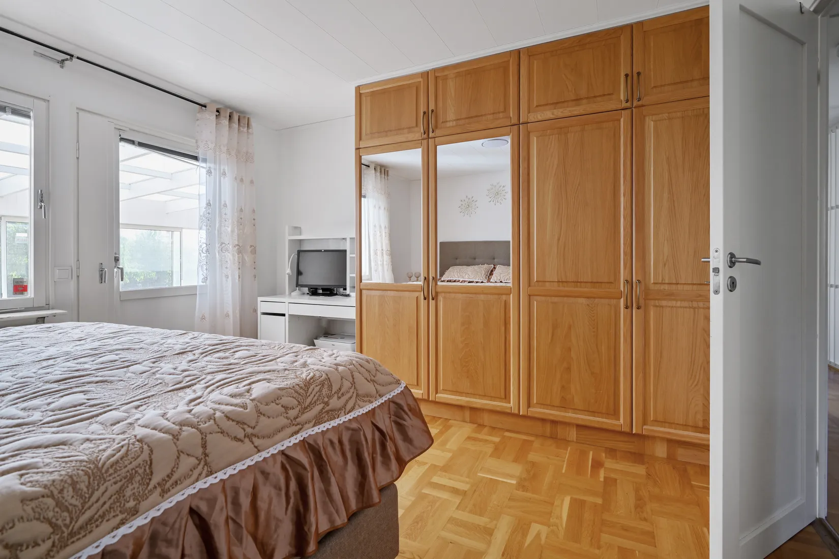 Villa, Allévägen 2A, Runby, Upplands Väsby