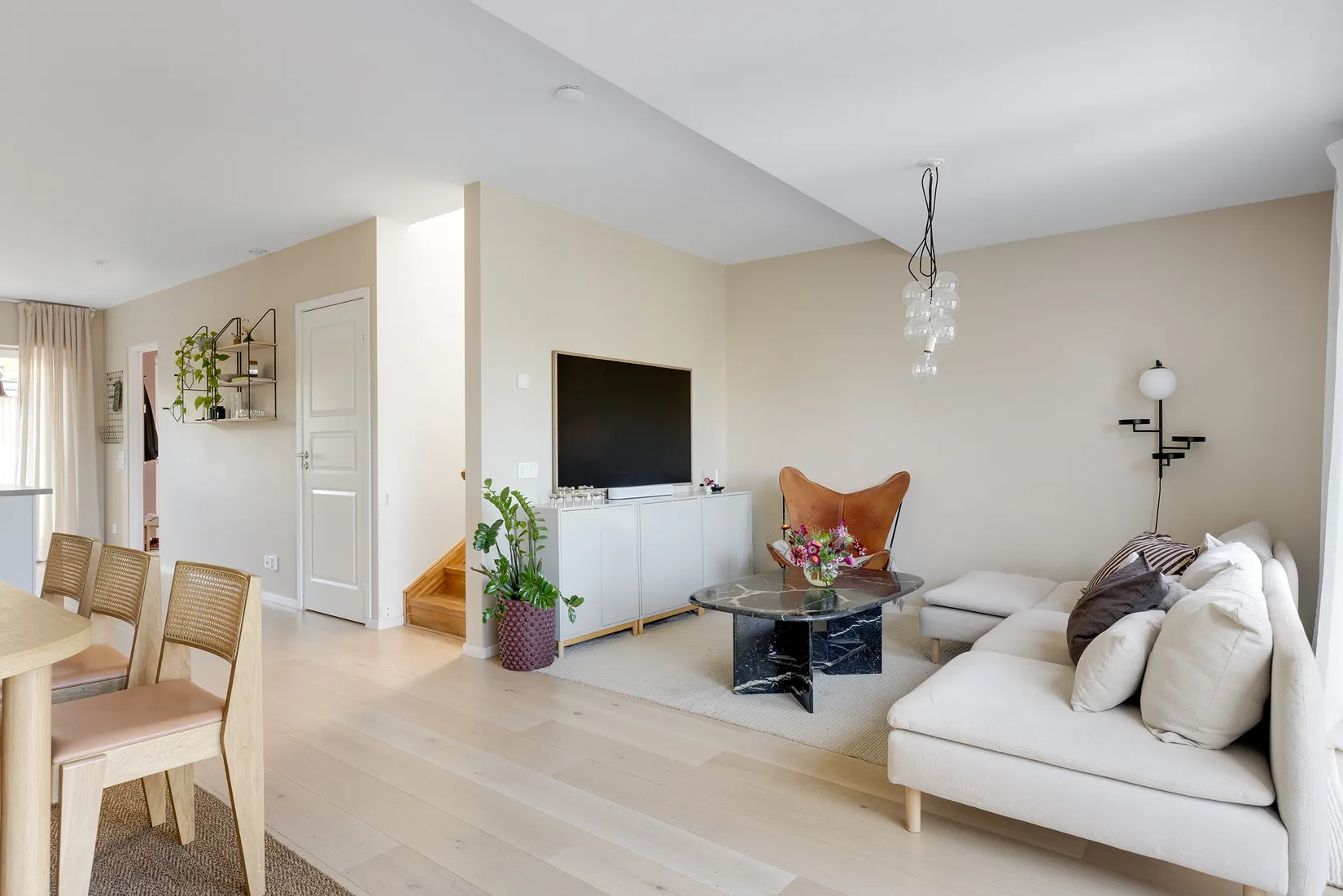 Radhus, Stratusvägen 3, Fullerö, Uppsala