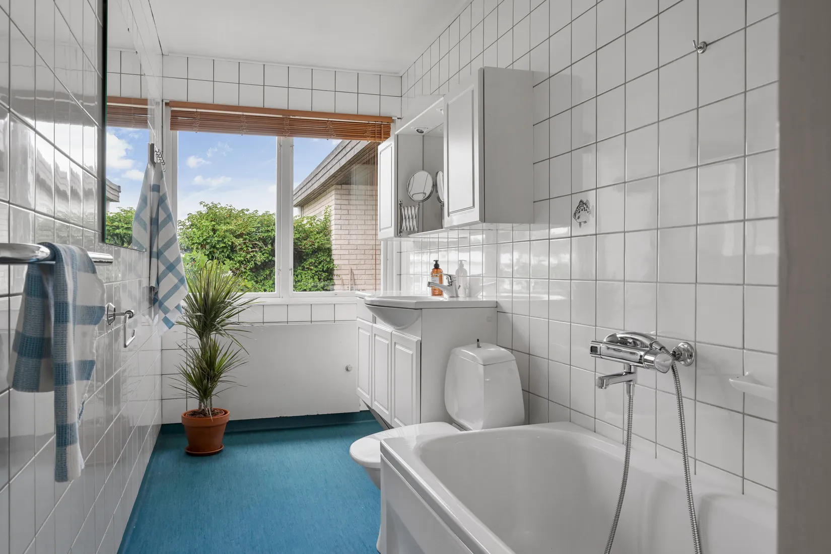 Radhus, Kårstagränd 21, Skälby, Upplands Väsby