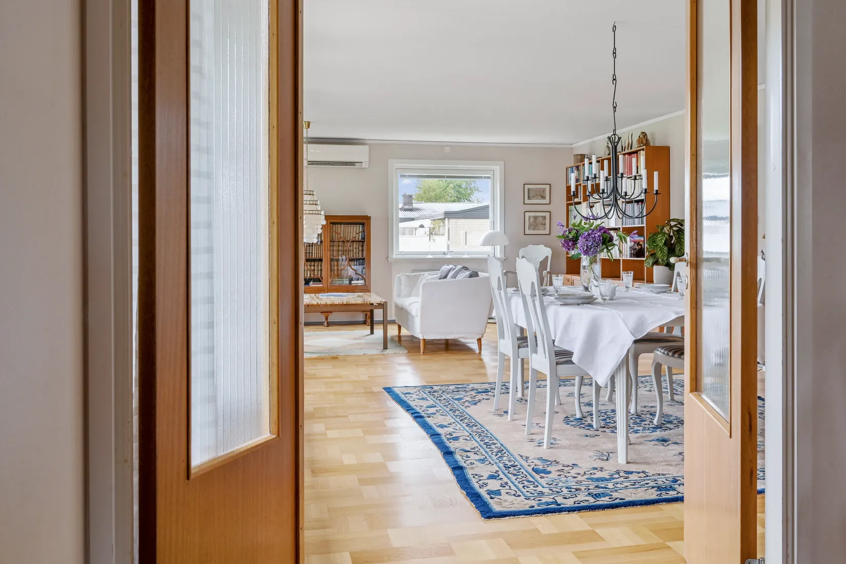 Radhus, Kårstagränd 21, Skälby, Upplands Väsby