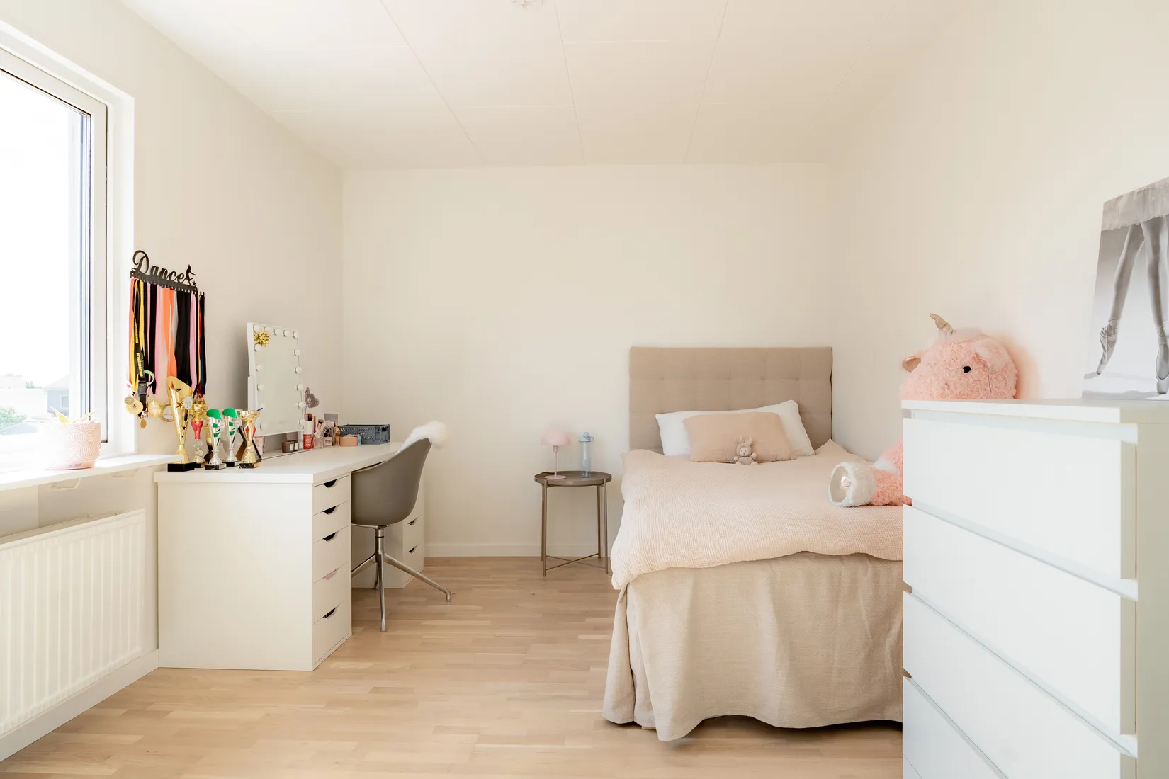Radhus, Karlavägen 43, Haga, Vallentuna