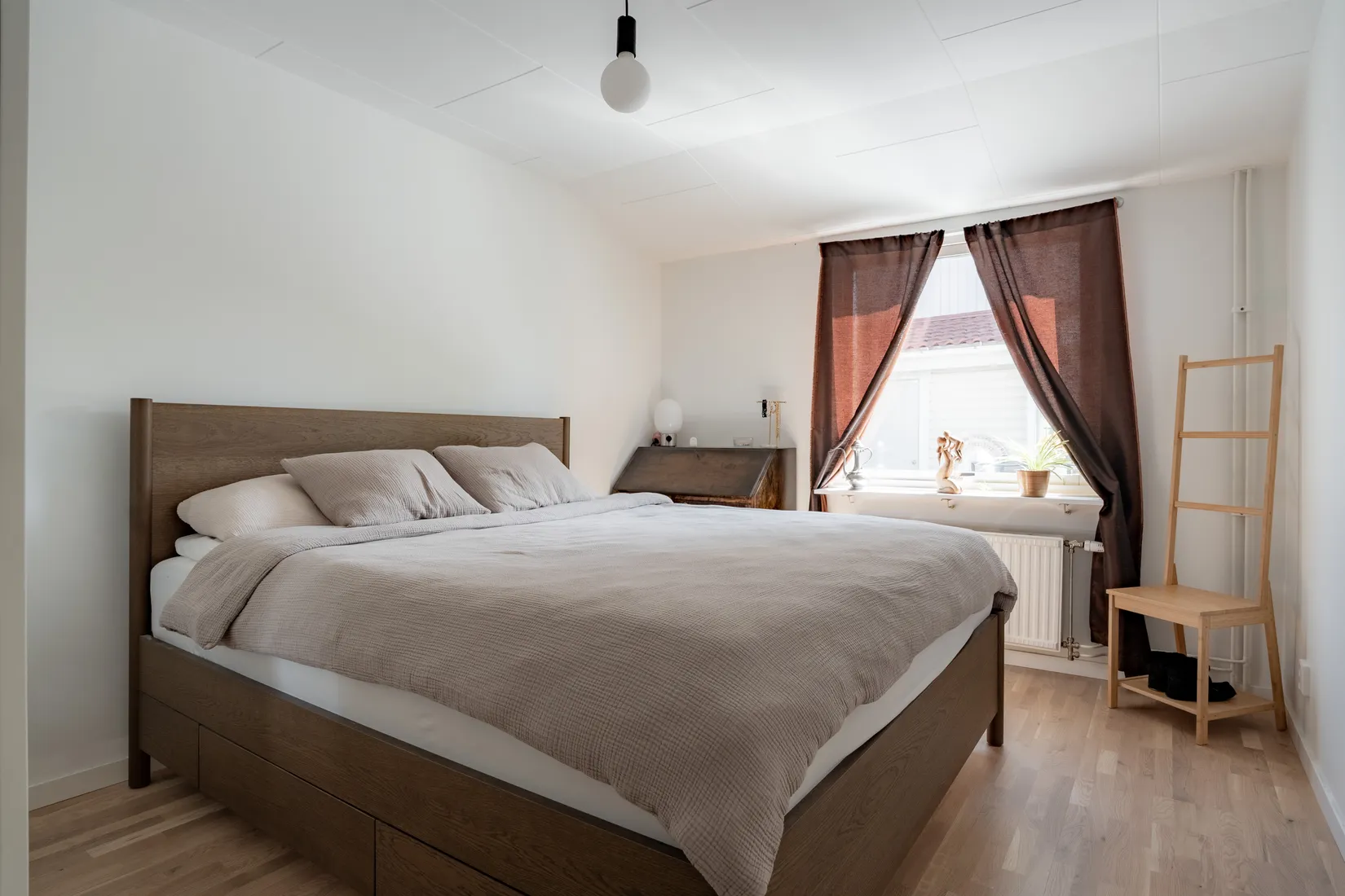 Radhus, Karlavägen 43, Haga, Vallentuna
