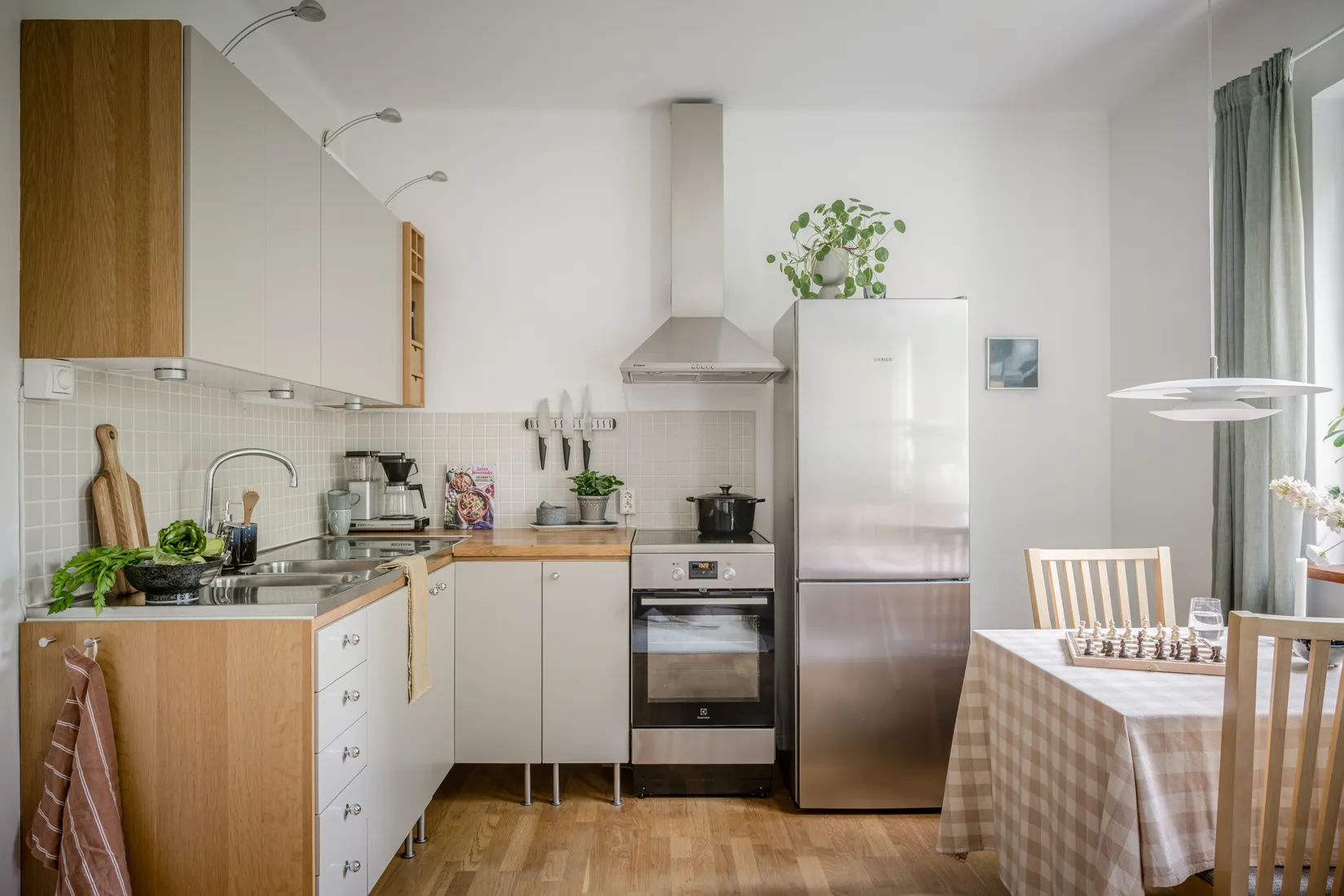 Bostadsrätt, Kransbindarvägen 23, Midsommarkransen/Telefonplan, Stockholm