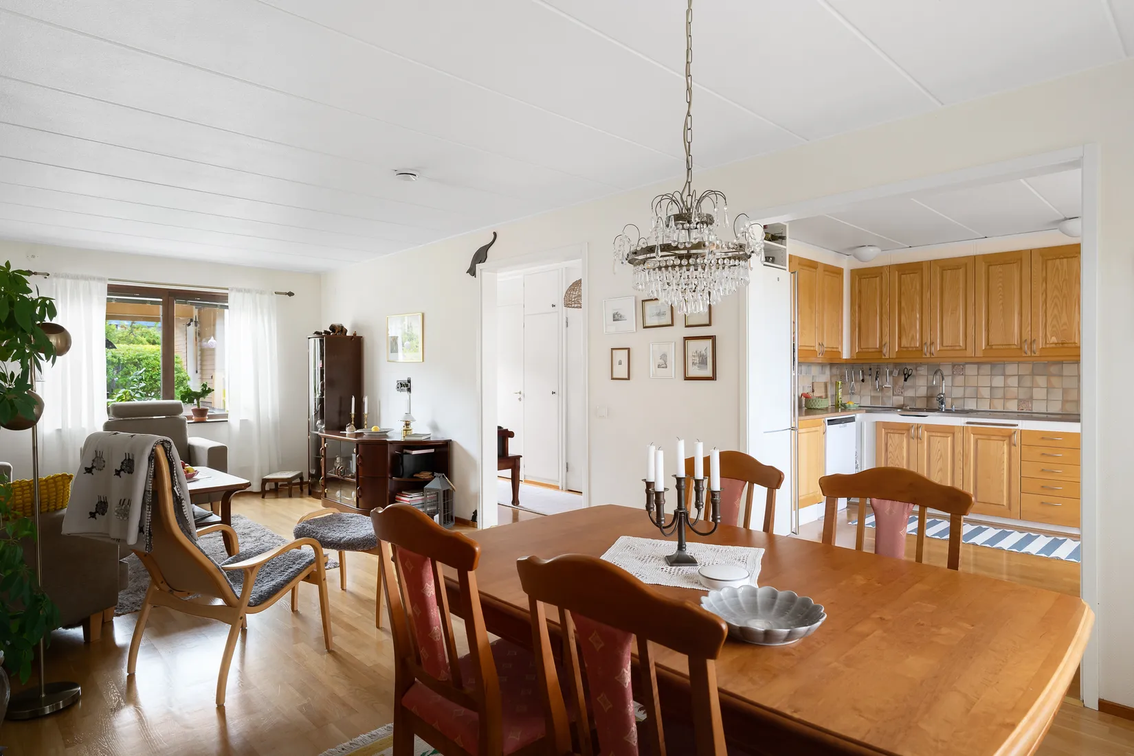 Radhus, Rosenvägen 37, Norra Nynäshamn, Nynäshamn