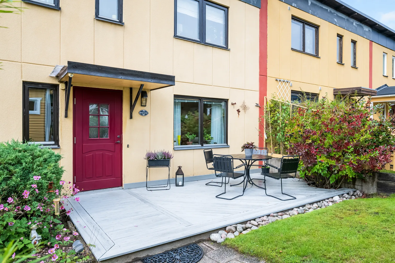 Radhus, Rosenvägen 37, Norra Nynäshamn, Nynäshamn