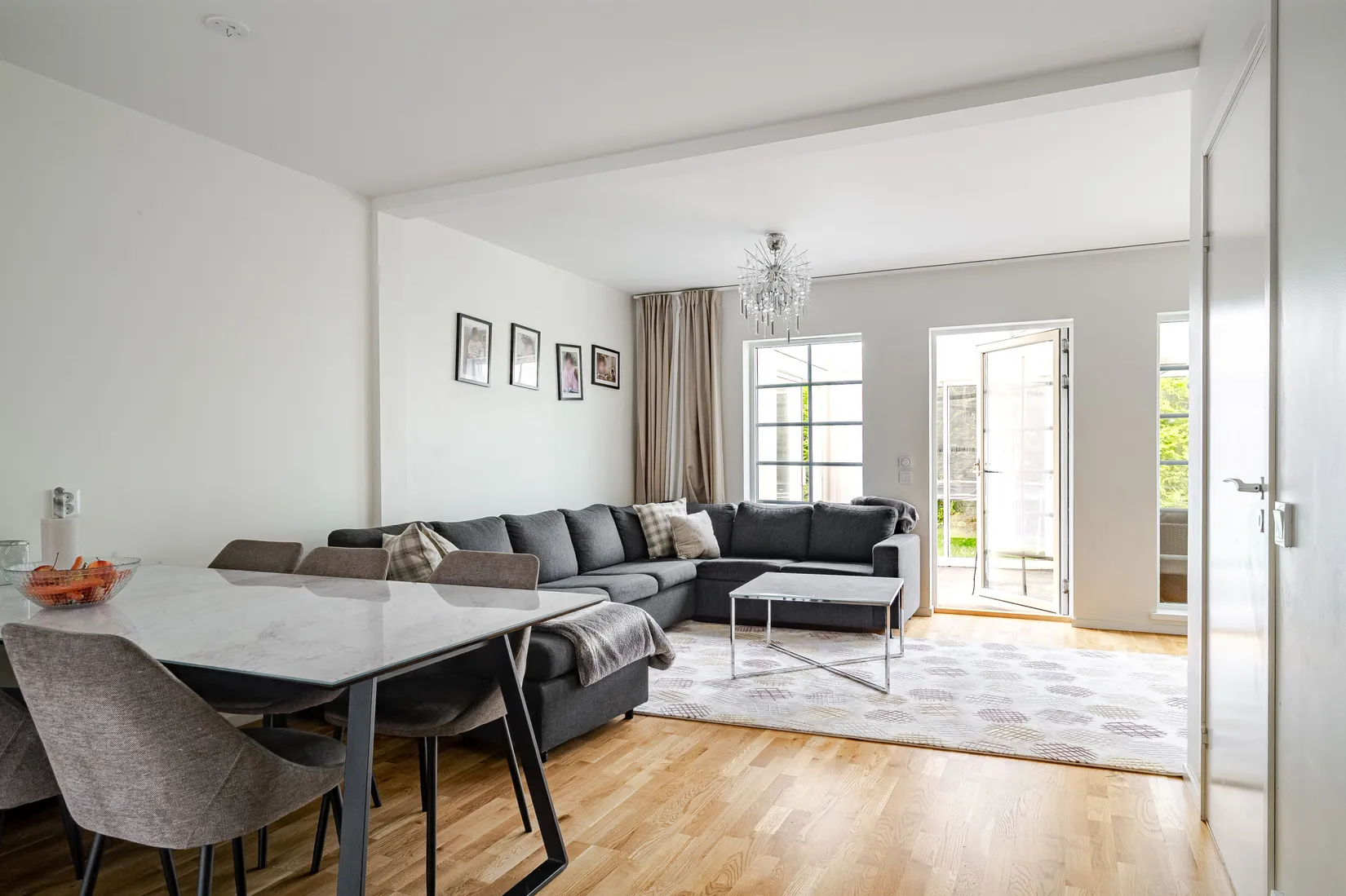 Radhus, Våggatan 1A, Storängskilen, Strängnäs
