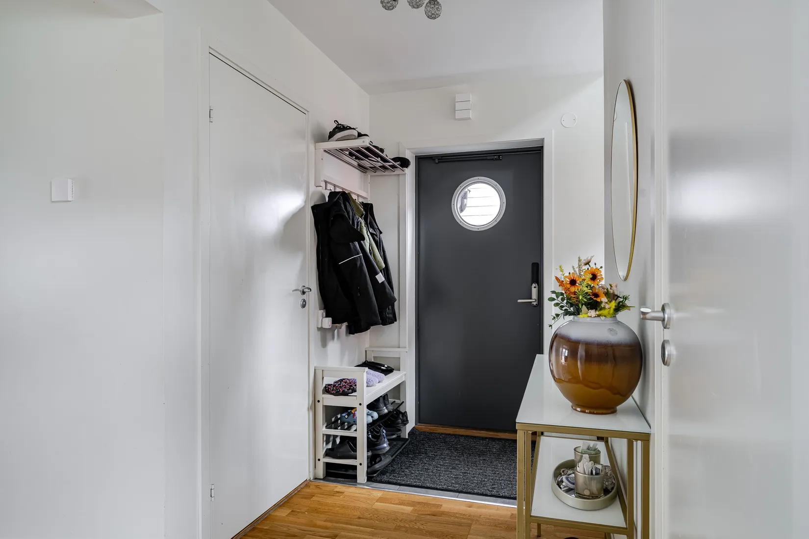 Radhus, Våggatan 1A, Storängskilen, Strängnäs