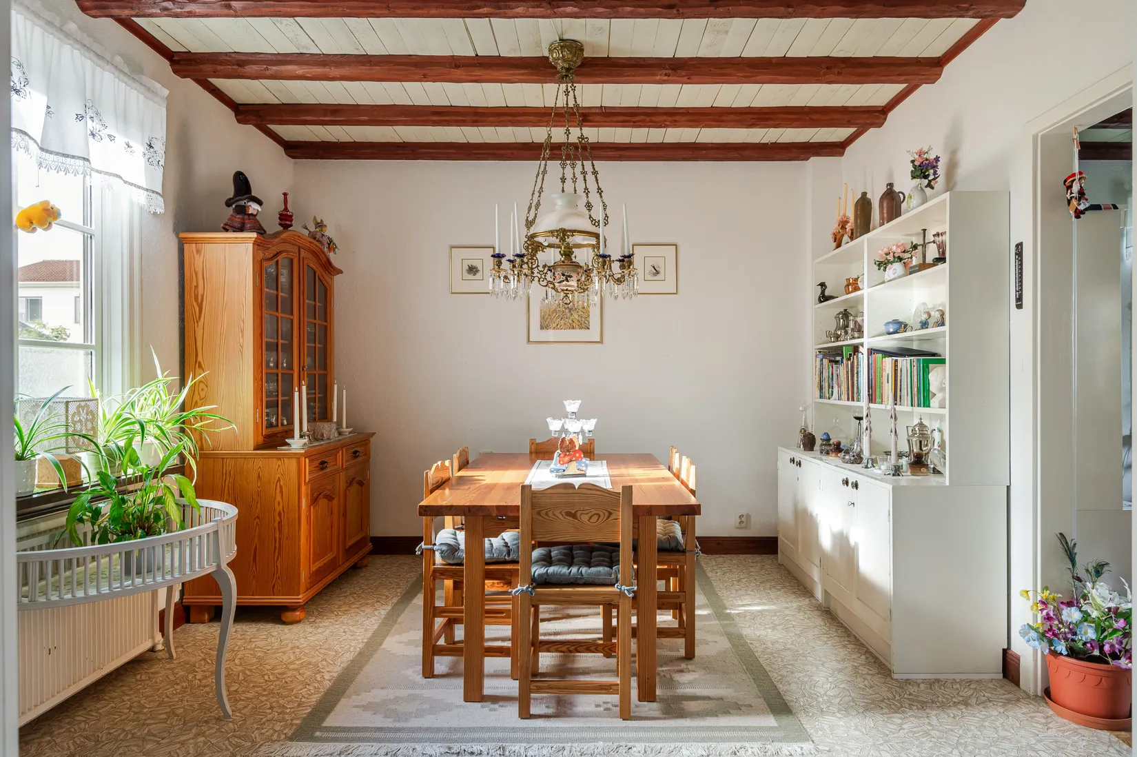 Villa, Södra Rännevallen 20, Centralt, Vadstena