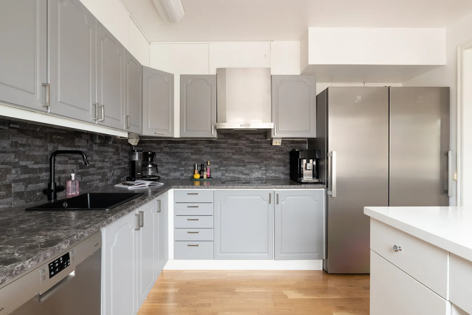 Bostadsrätt, Mäster Simons väg 24, Norra Frösunda, Solna