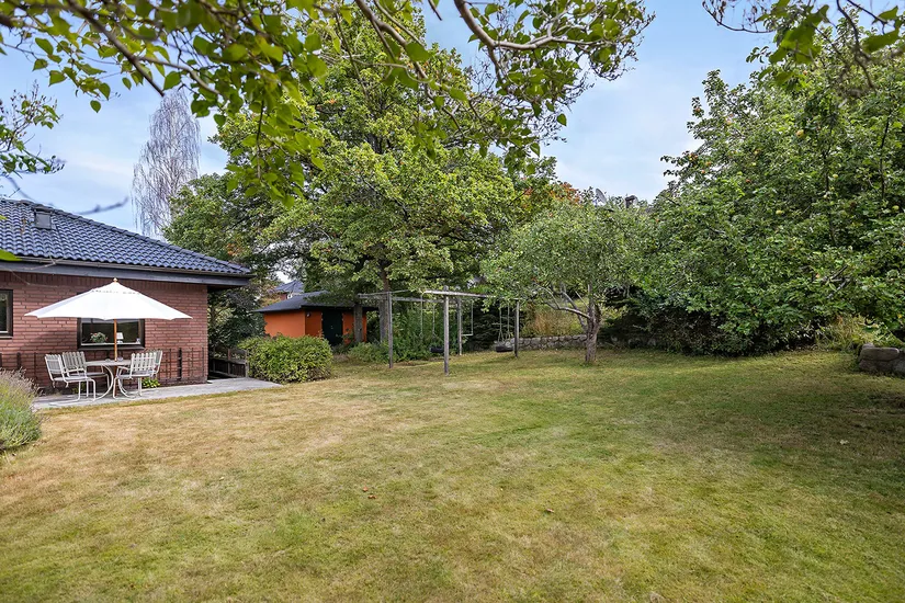 Villa, Zenitvägen 24, Skälby, Järfälla