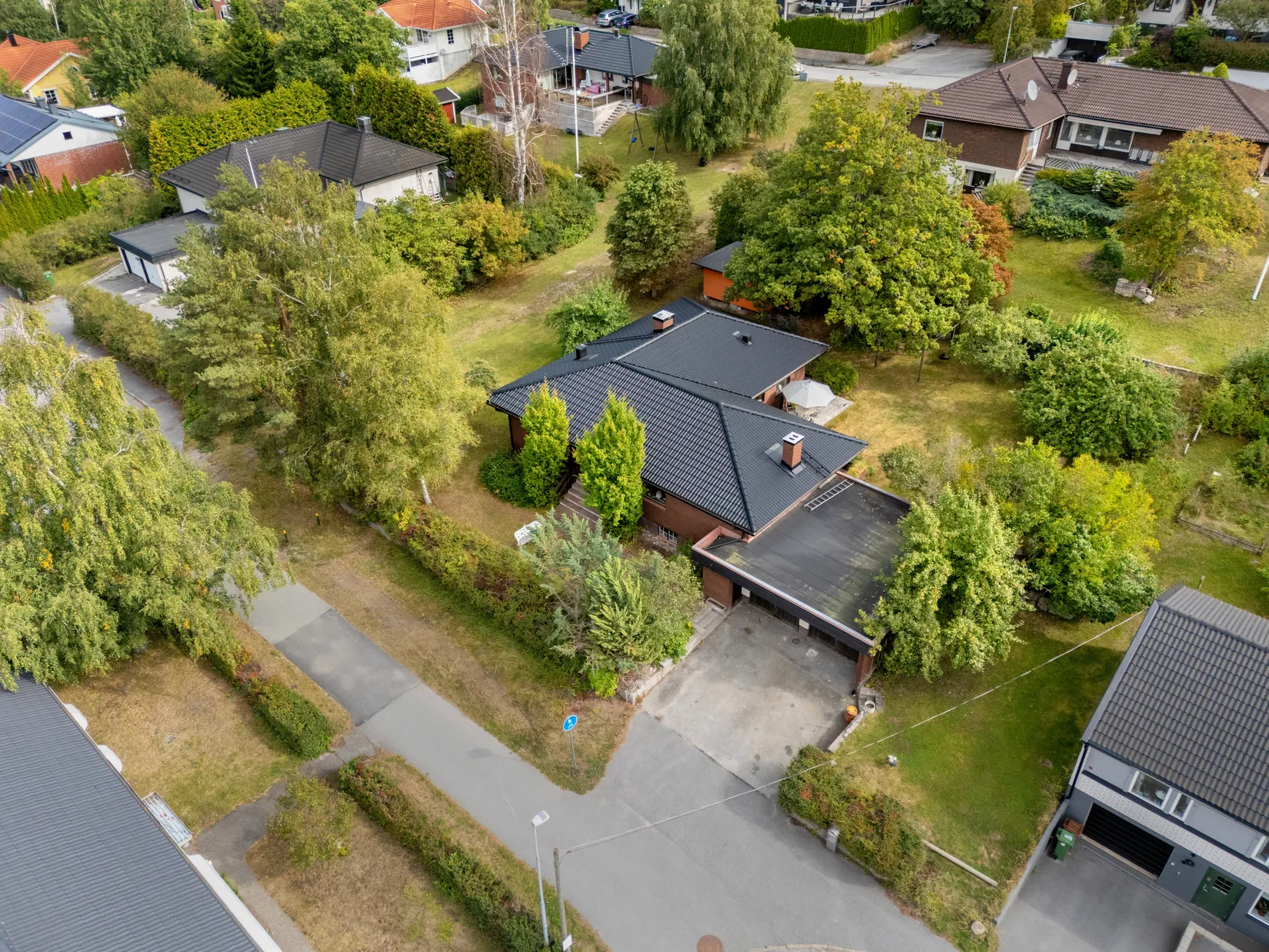 Villa, Zenitvägen 24, Skälby, Järfälla