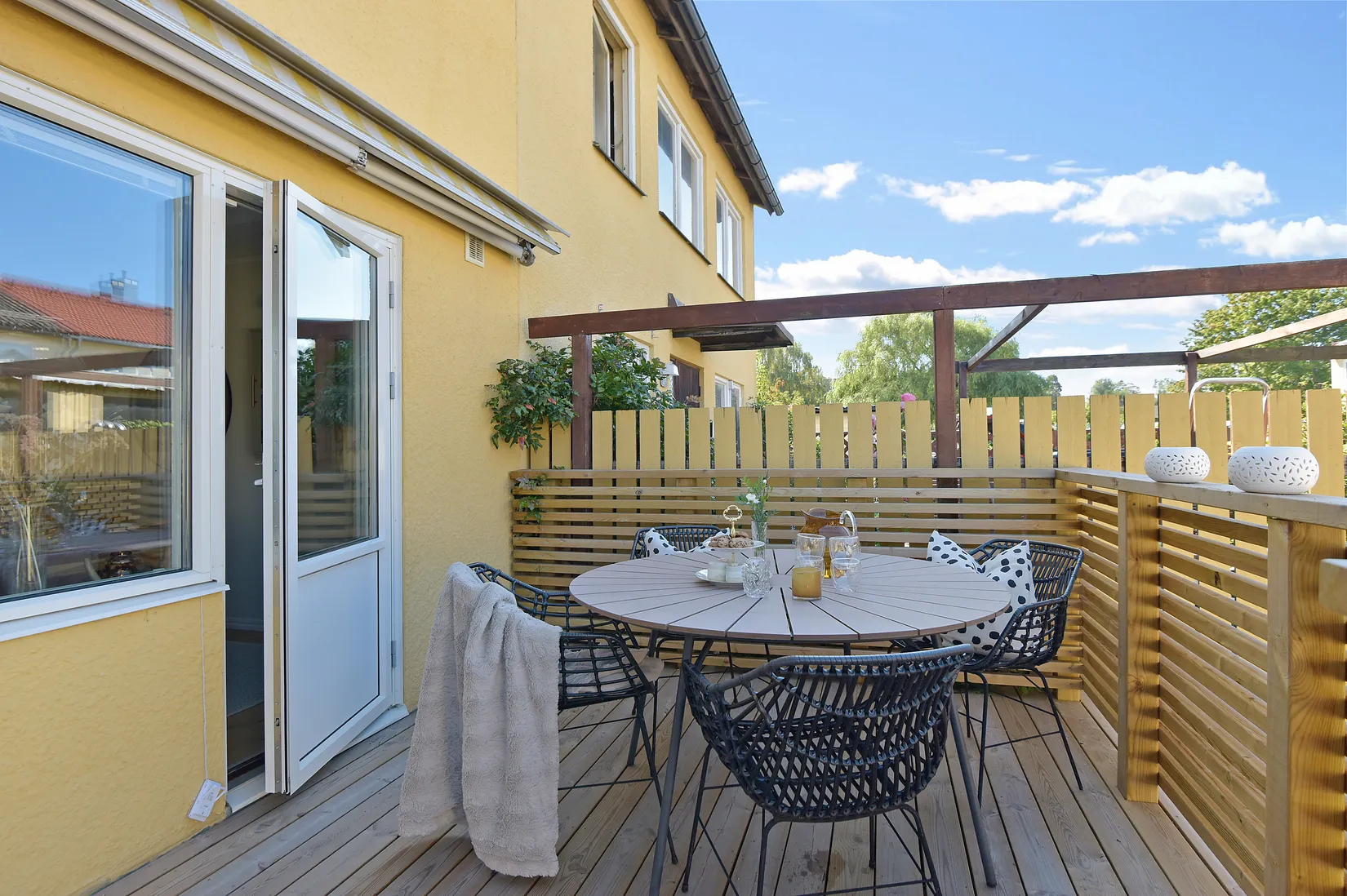 Radhus, Gränsvägen 96, Solhem, Stockholm