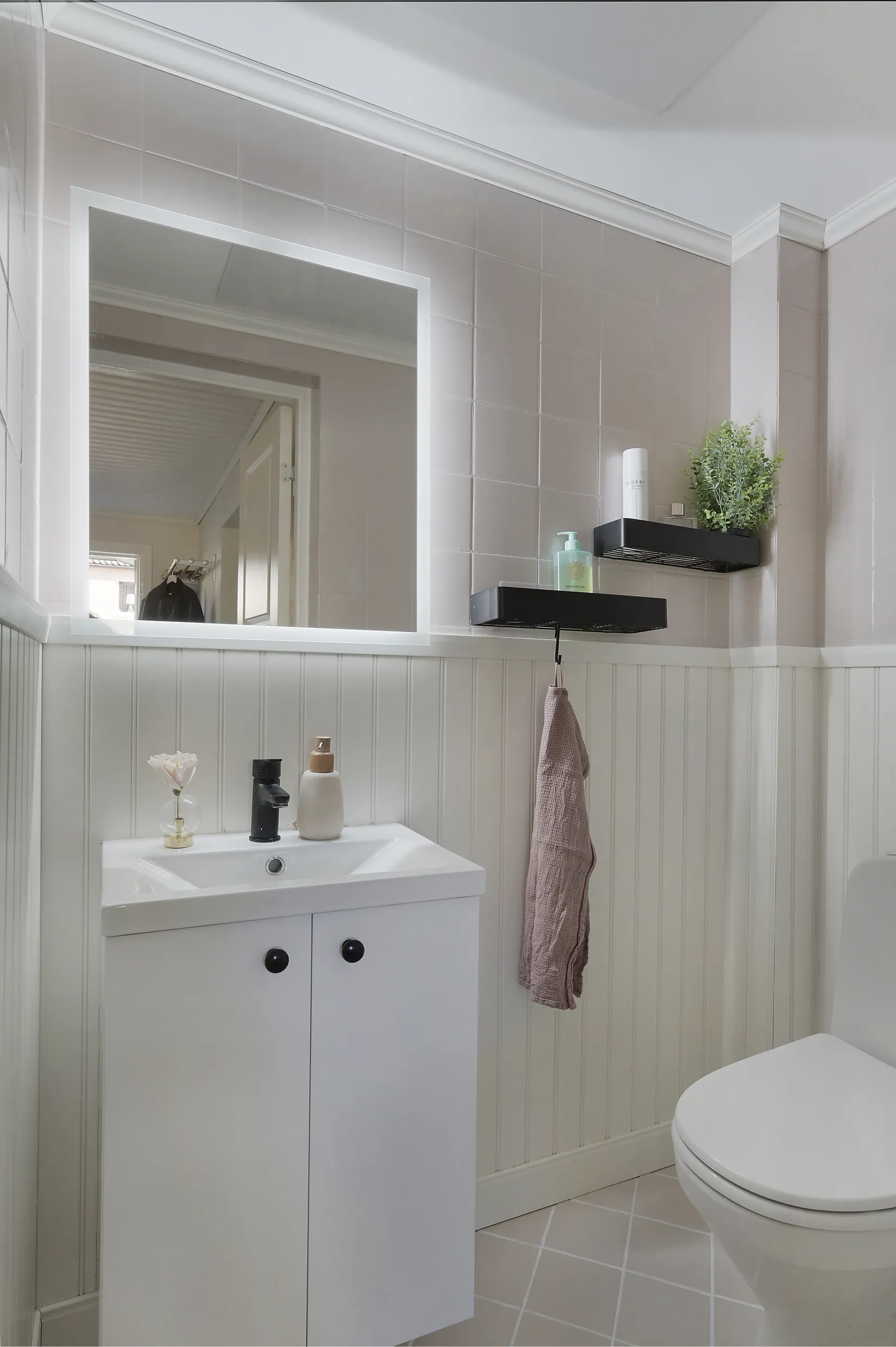 Radhus, Gränsvägen 96, Solhem, Stockholm