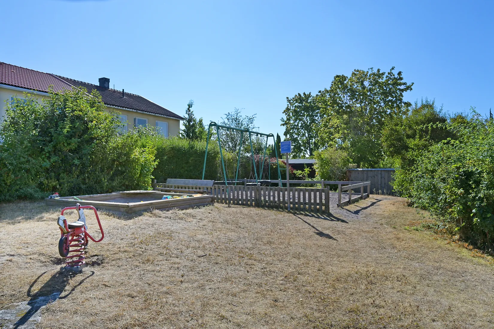 Radhus, Gränsvägen 96, Solhem, Stockholm