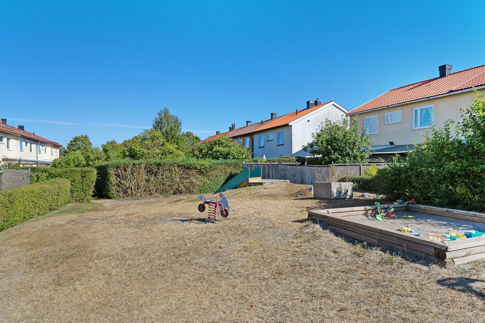 Radhus, Gränsvägen 96, Solhem, Stockholm