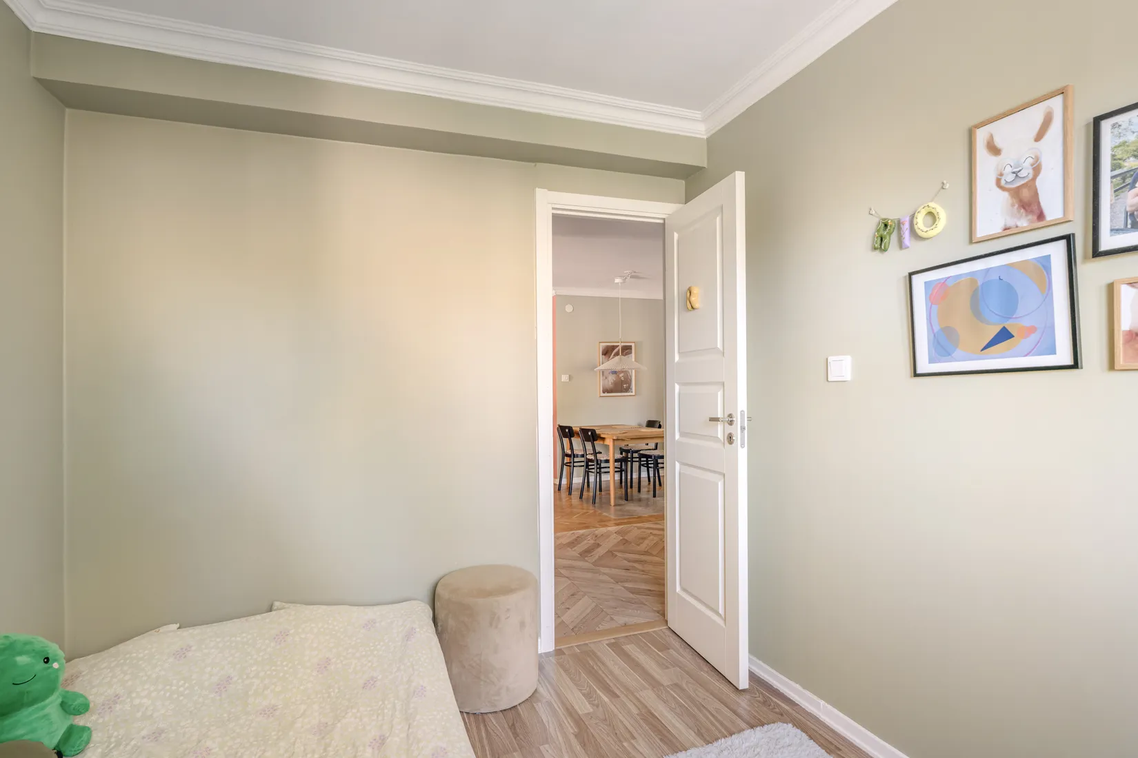 Bostadsrätt, Ekensbergsvägen 97, Vån 4, Råsunda, Solna