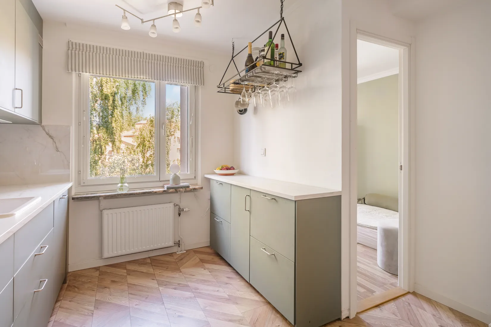 Bostadsrätt, Ekensbergsvägen 97, Vån 4, Råsunda, Solna
