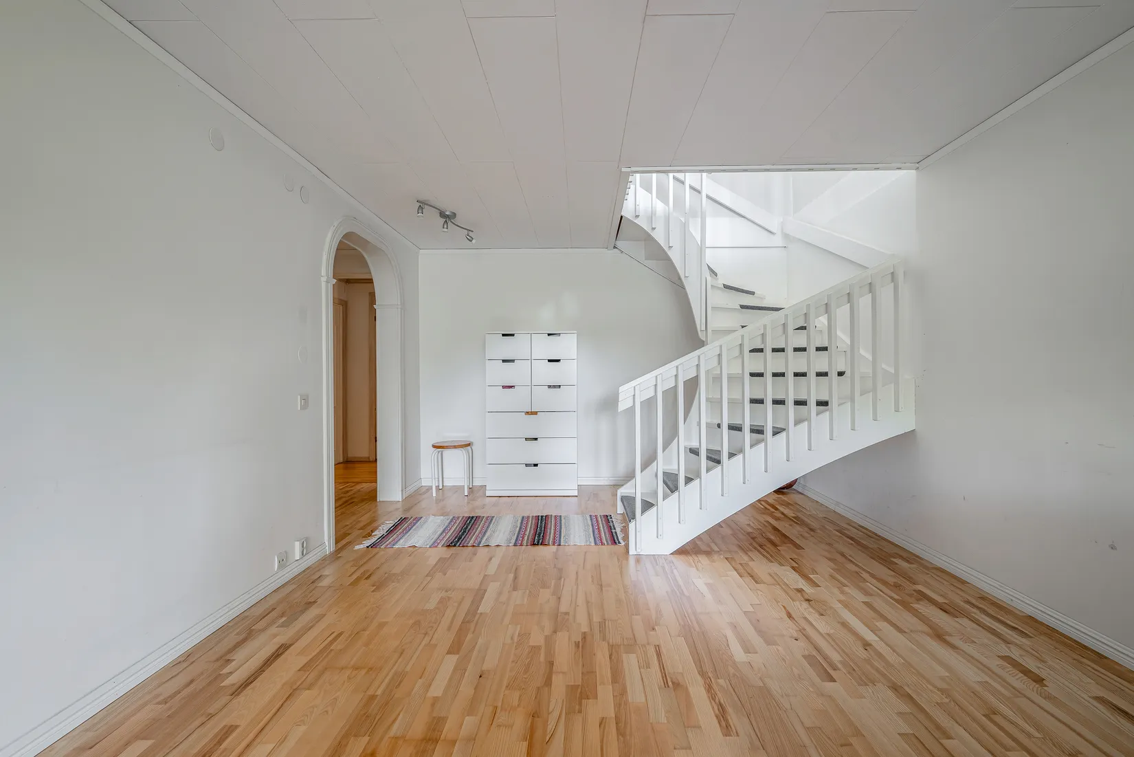 Villa, Gästrikevägen 5, Ormsta, Vallentuna