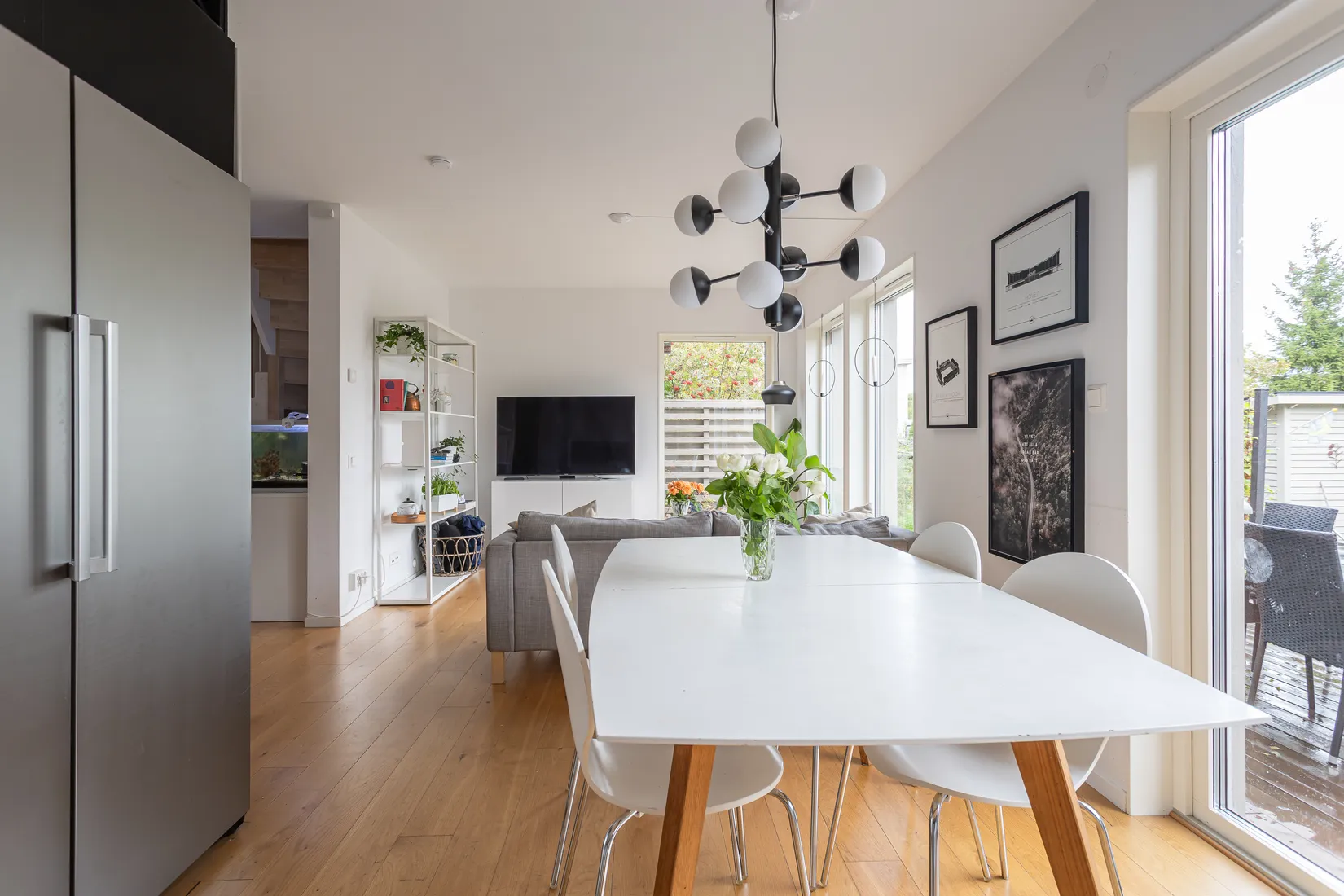Radhus, Ledungsvägen 27, Väsjön, Sollentuna
