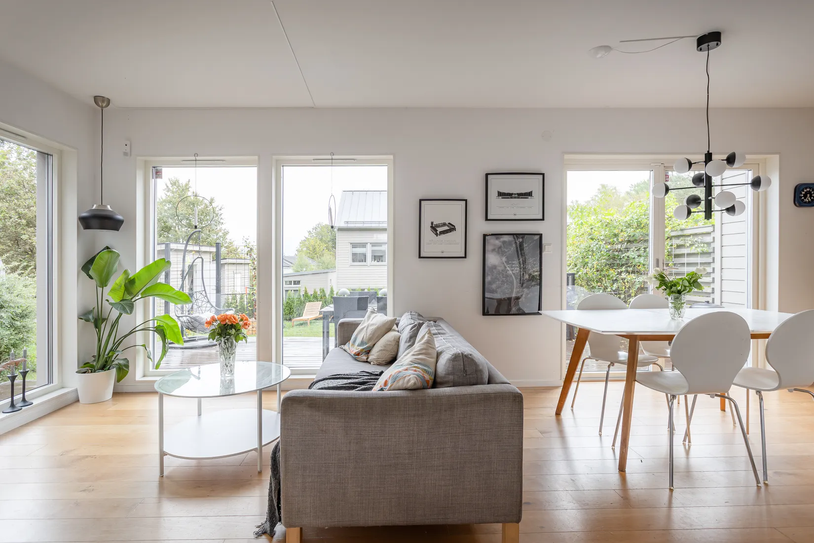 Radhus, Ledungsvägen 27, Väsjön, Sollentuna