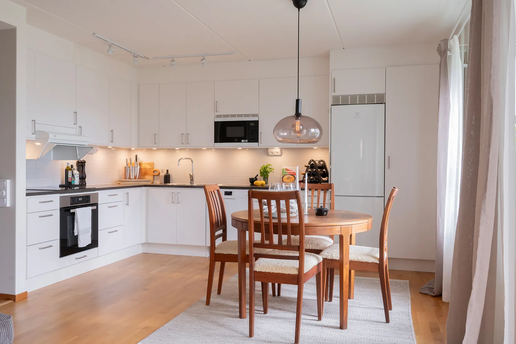 Bostadsrätt, Vikingavägen 20, Centrala Huddinge - Kvarnbergsplan, Huddinge