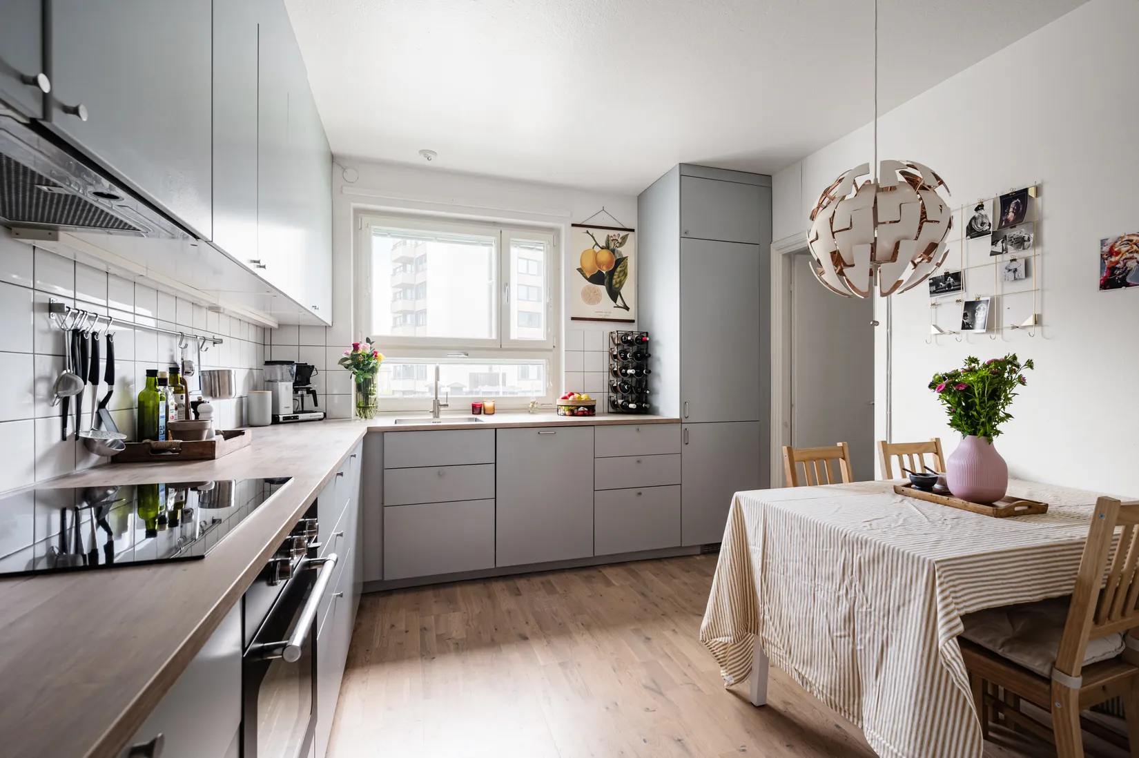 Bostadsrätt, Vittangigatan 29, Vällingby Centrum, Stockholm