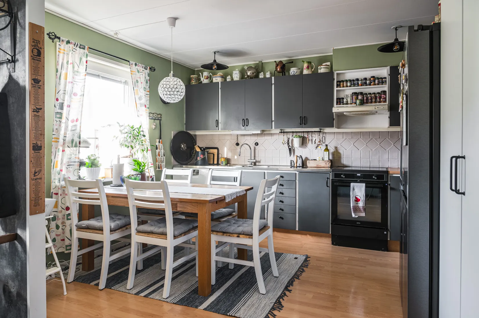 Radhus, Fogdegårdsvägen 19, Varnhem, Skara