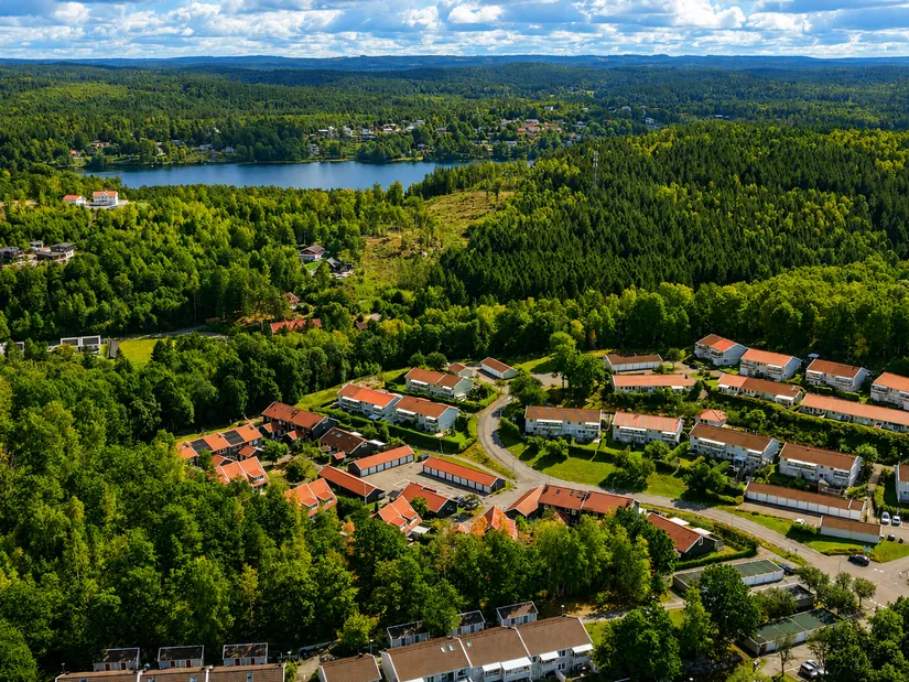 Radhus, Eklövsvägen 221, Södra Lerum, Lerum
