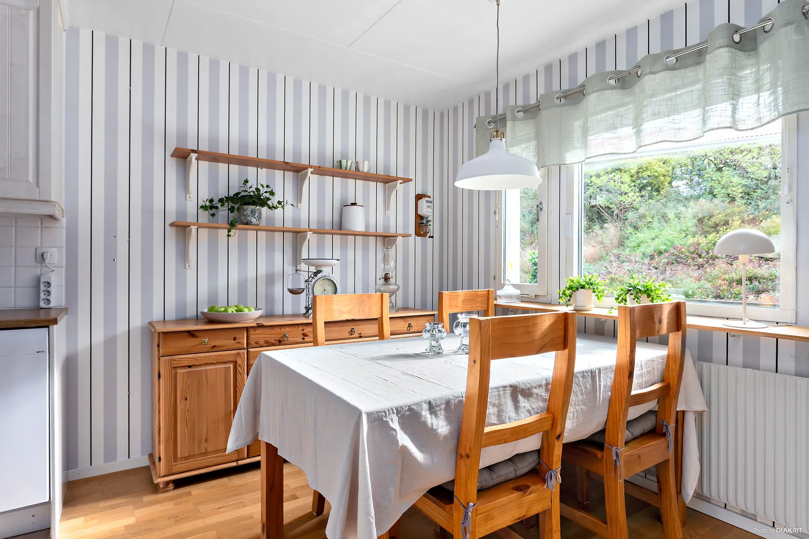 Radhus, Eklövsvägen 221, Södra Lerum, Lerum