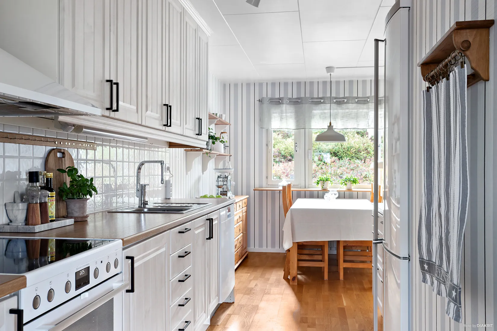Radhus, Eklövsvägen 221, Södra Lerum, Lerum